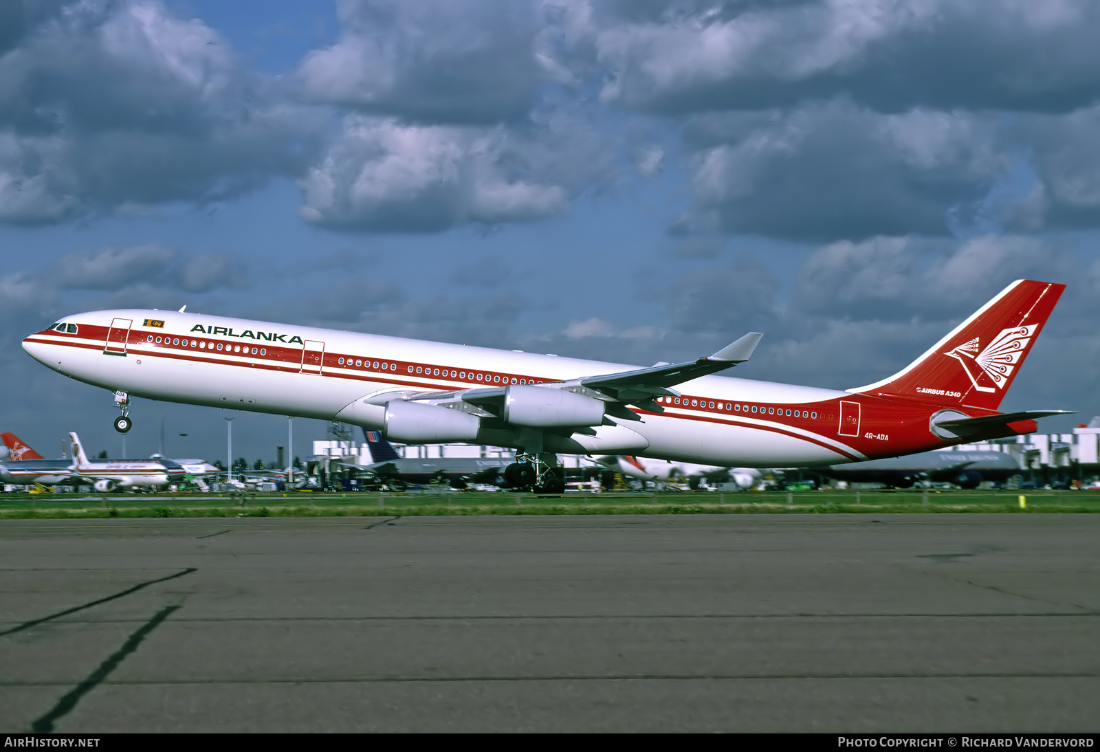 Aircraft Photo of 4R-ADA | Airbus A340-311 | AirLanka | AirHistory.net #832426