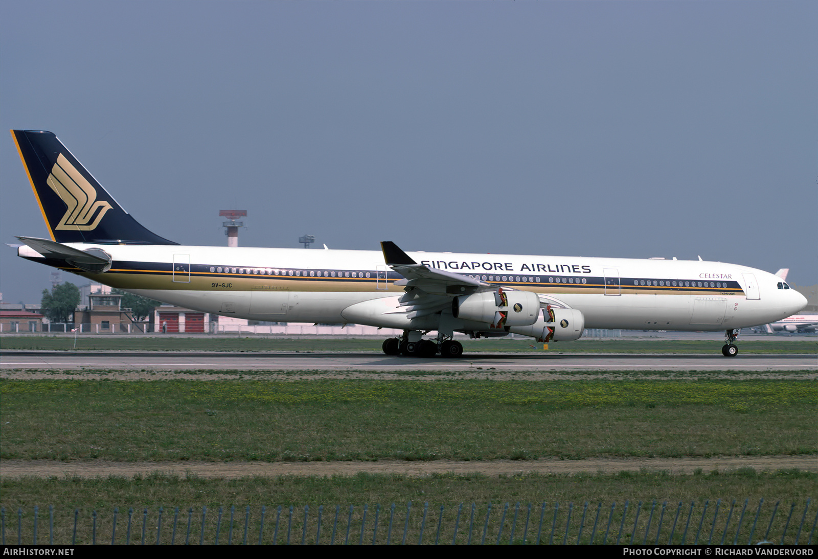 Aircraft Photo of 9V-SJC | Airbus A340-313 | AirHistory.net #832441