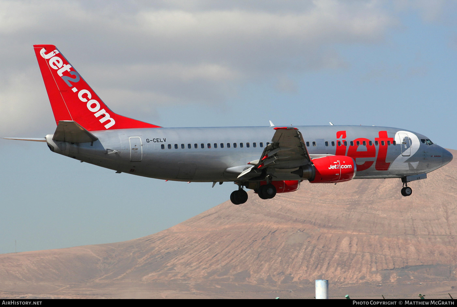 Aircraft Photo of G-CELV | Boeing 737-377 | Jet2 | AirHistory.net #832544
