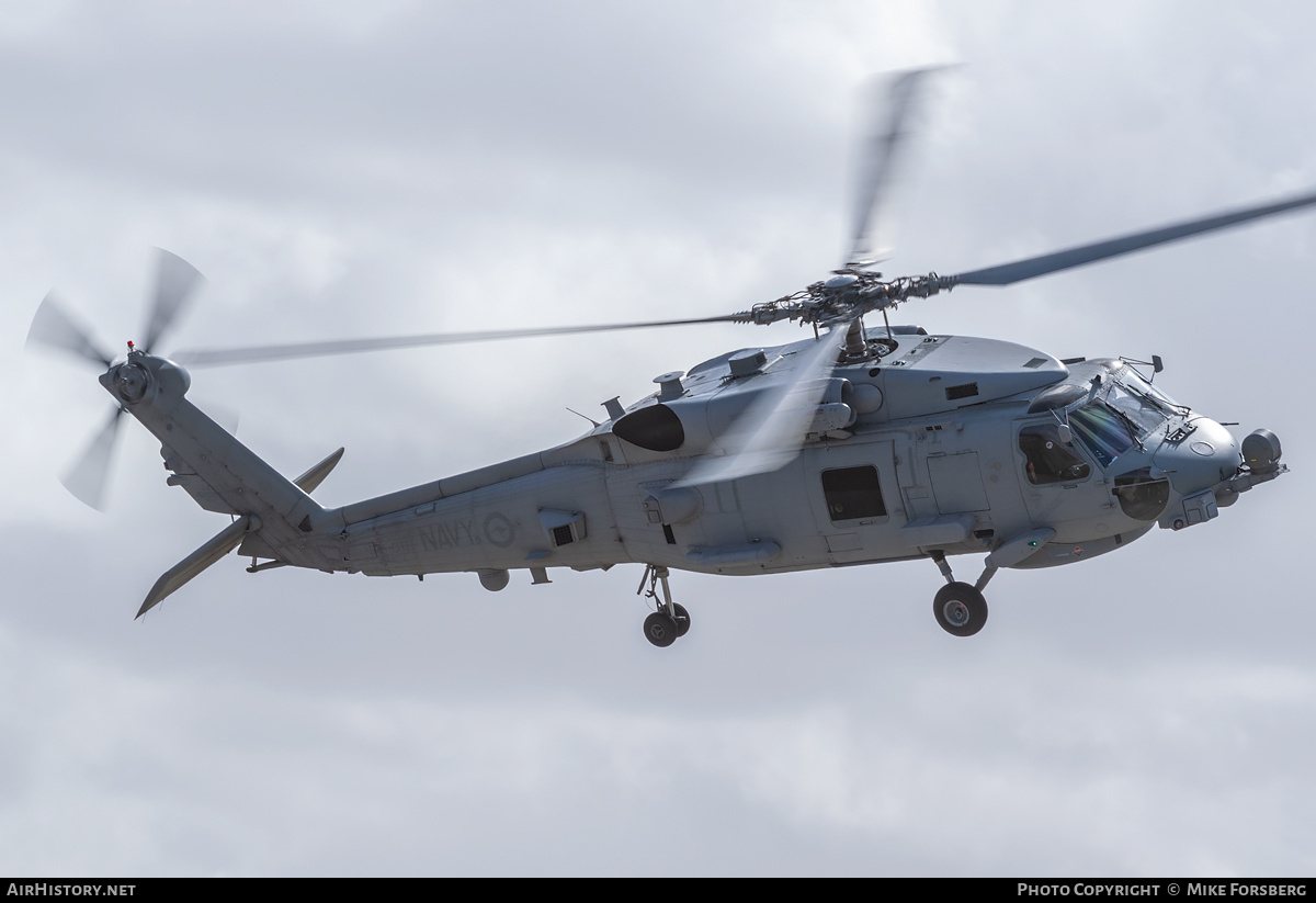 Aircraft Photo of N48-011 | Sikorsky MH-60R Seahawk (S-70B) | Australia - Navy | AirHistory.net #832585