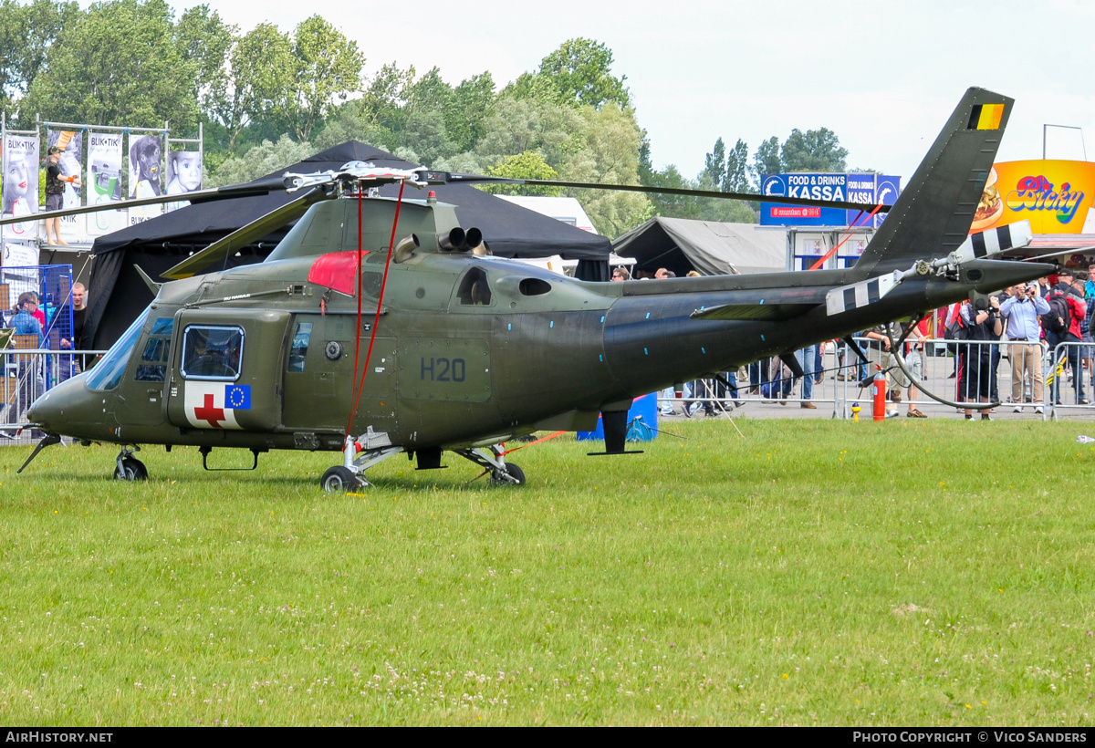 Aircraft Photo of H20 | Agusta A-109BA | Belgium - Army | AirHistory.net #832636