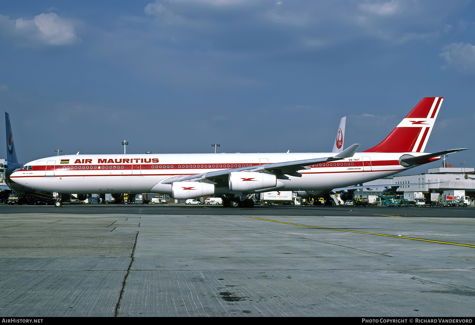 Aircraft Photo of 3B-NAT | Airbus A340-312 | Air Mauritius | AirHistory.net #832682