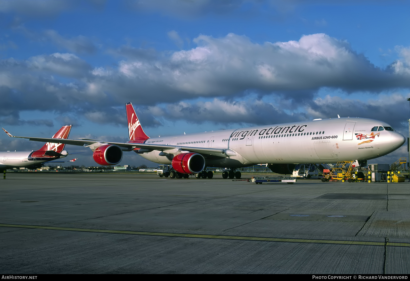 Aircraft Photo of G-VSHY | Airbus A340-642 | Virgin Atlantic Airways | AirHistory.net #832724