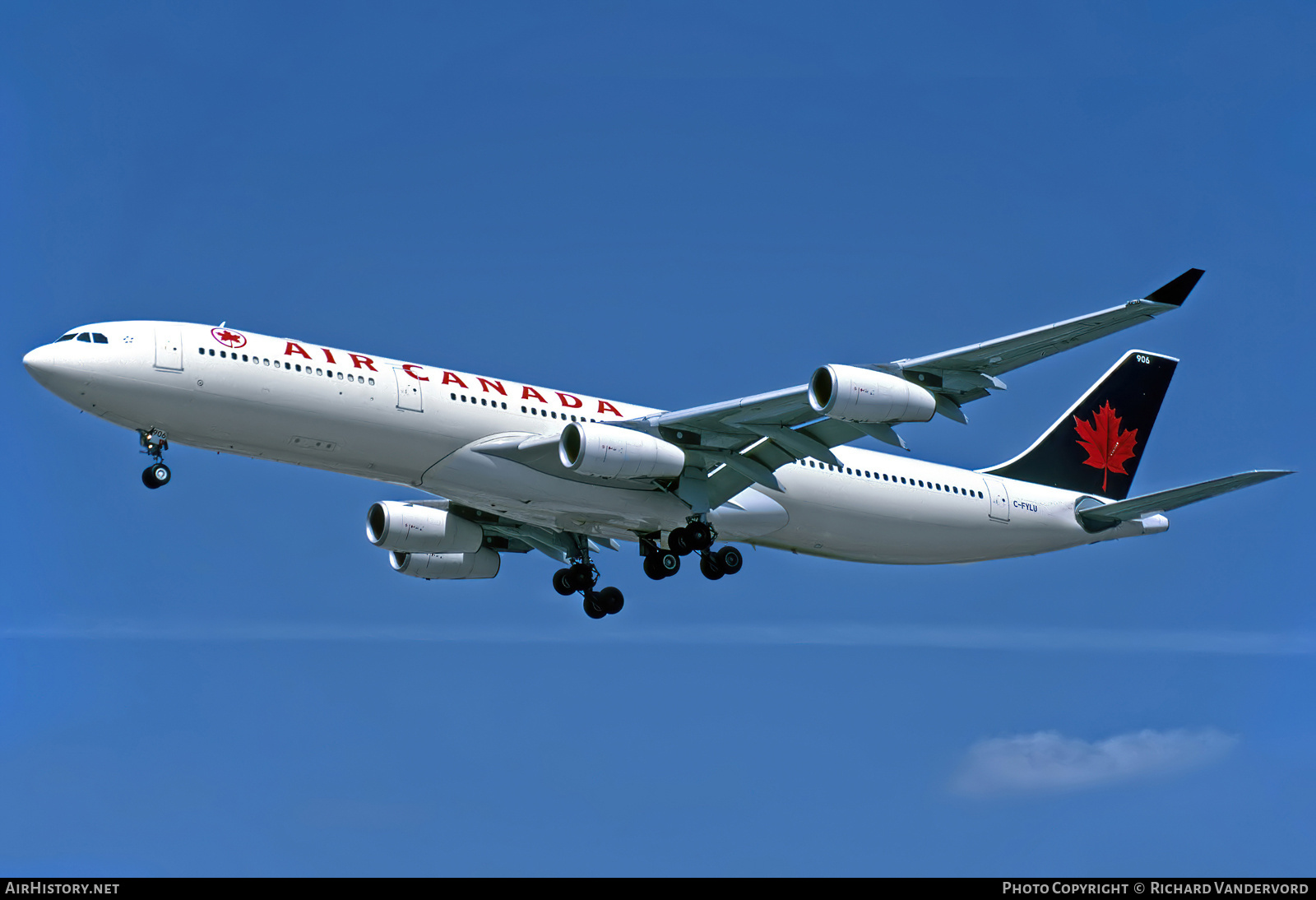 Aircraft Photo of C-FYLU | Airbus A340-313X | Air Canada | AirHistory.net #832731