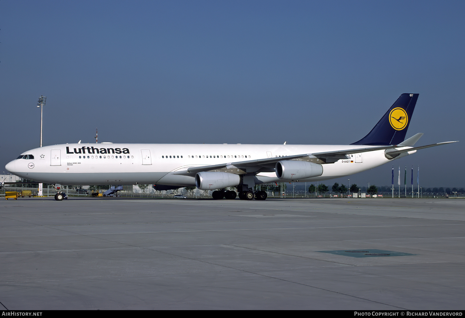Aircraft Photo of D-AIGT | Airbus A340-313X | Lufthansa | AirHistory.net #832737