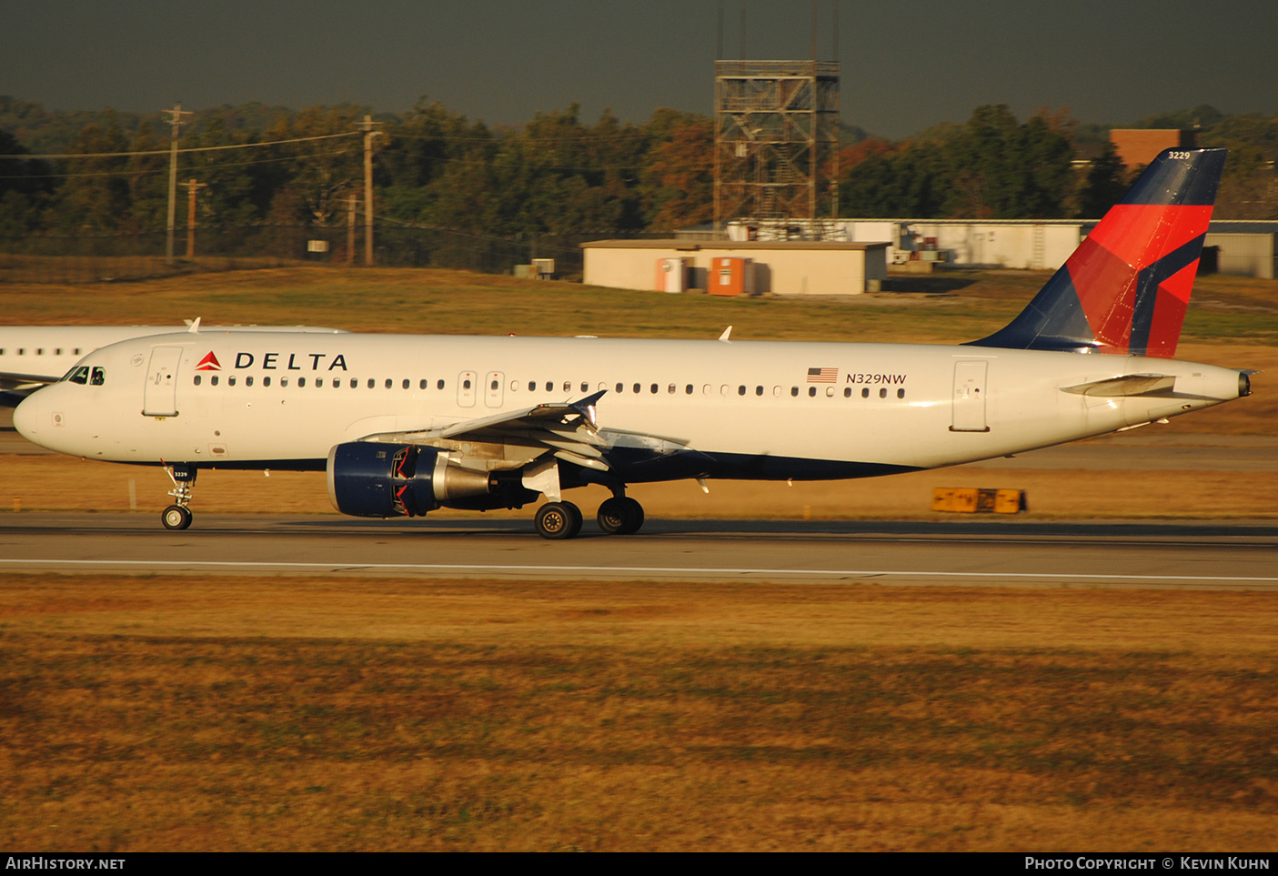 Aircraft Photo of N329NW | Airbus A320-211 | Delta Air Lines | AirHistory.net #832802