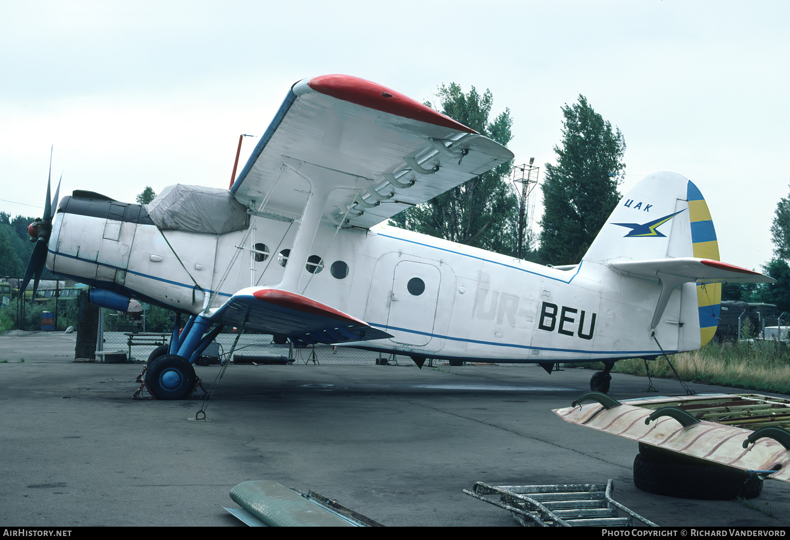 Aircraft Photo of UR-BEU | Antonov An-2T | UAK - Ukraine Aero Klub | AirHistory.net #832812