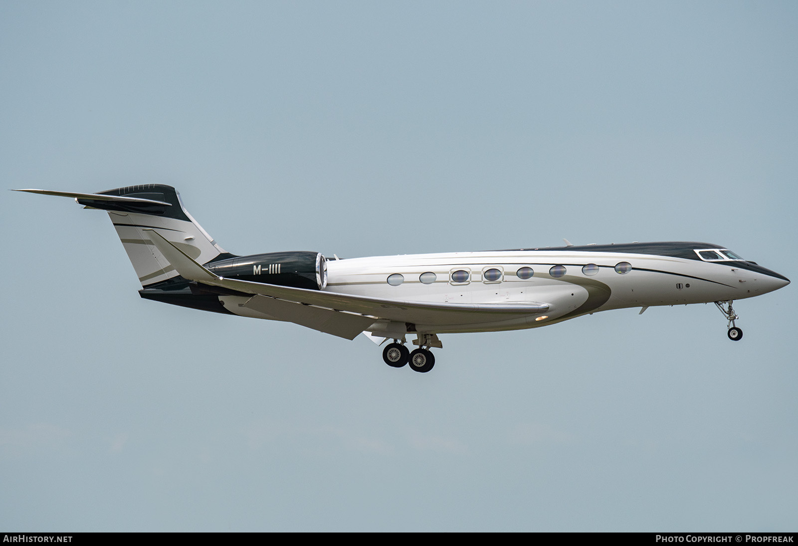 Aircraft Photo of M-IIII | Gulfstream Aerospace G650ER (G-VI) | AirHistory.net #832830