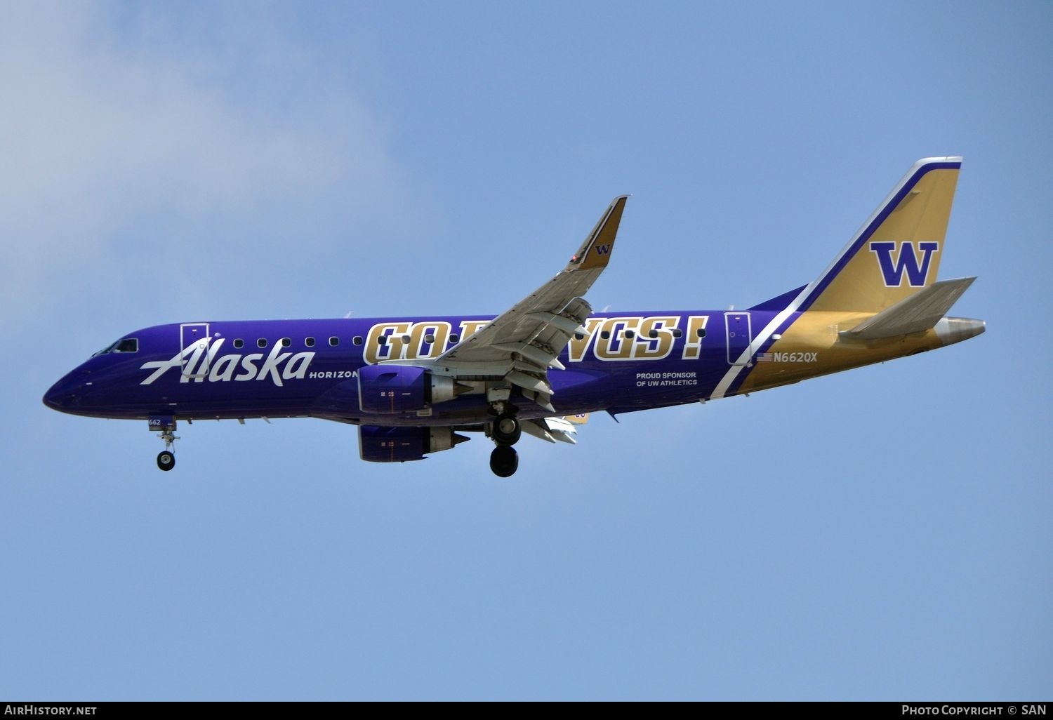 Aircraft Photo of N662QX | Embraer 175LR (ERJ-170-200LR) | Alaska Airlines | AirHistory.net #832875
