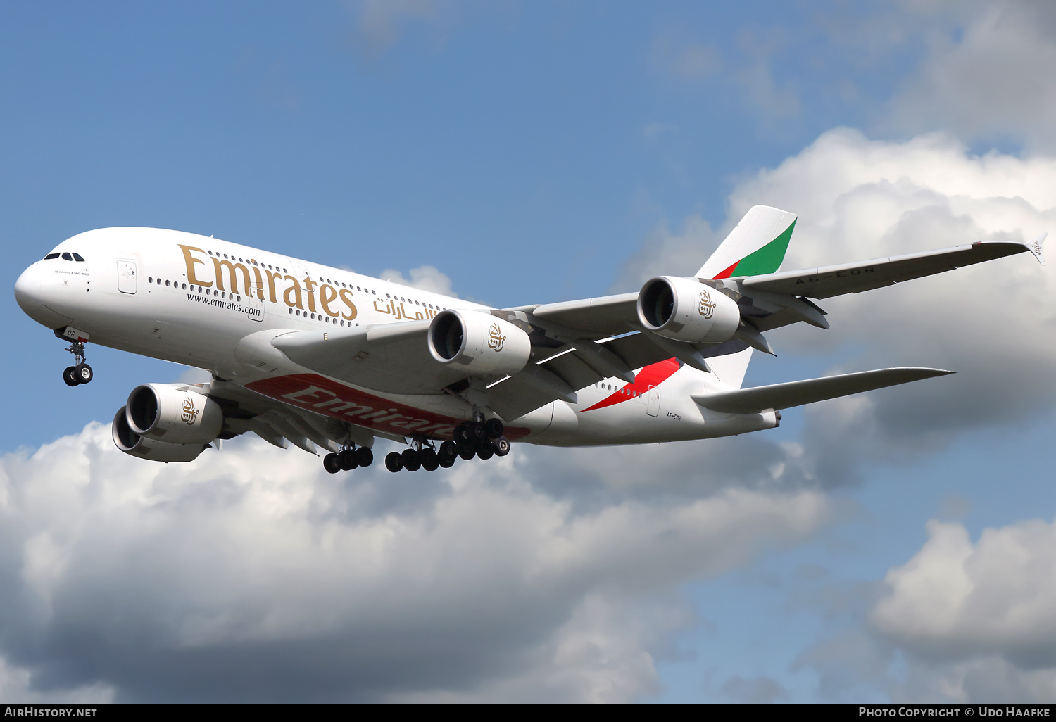 Aircraft Photo of A6-EOR | Airbus A380-861 | Emirates | AirHistory.net #832904