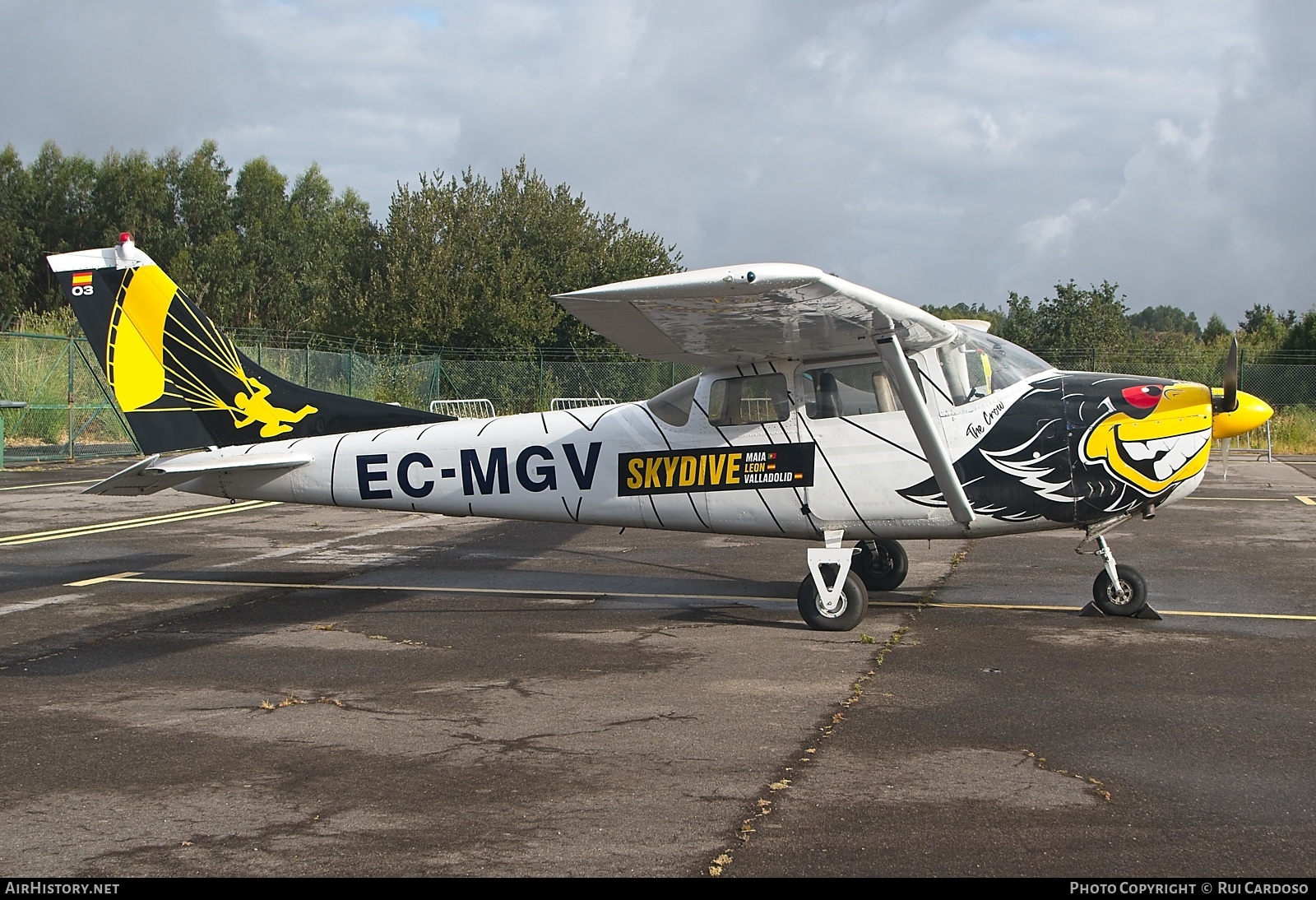 Aircraft Photo of EC-MGV | Cessna 182E Skylane | Skydive Maia | AirHistory.net #832951