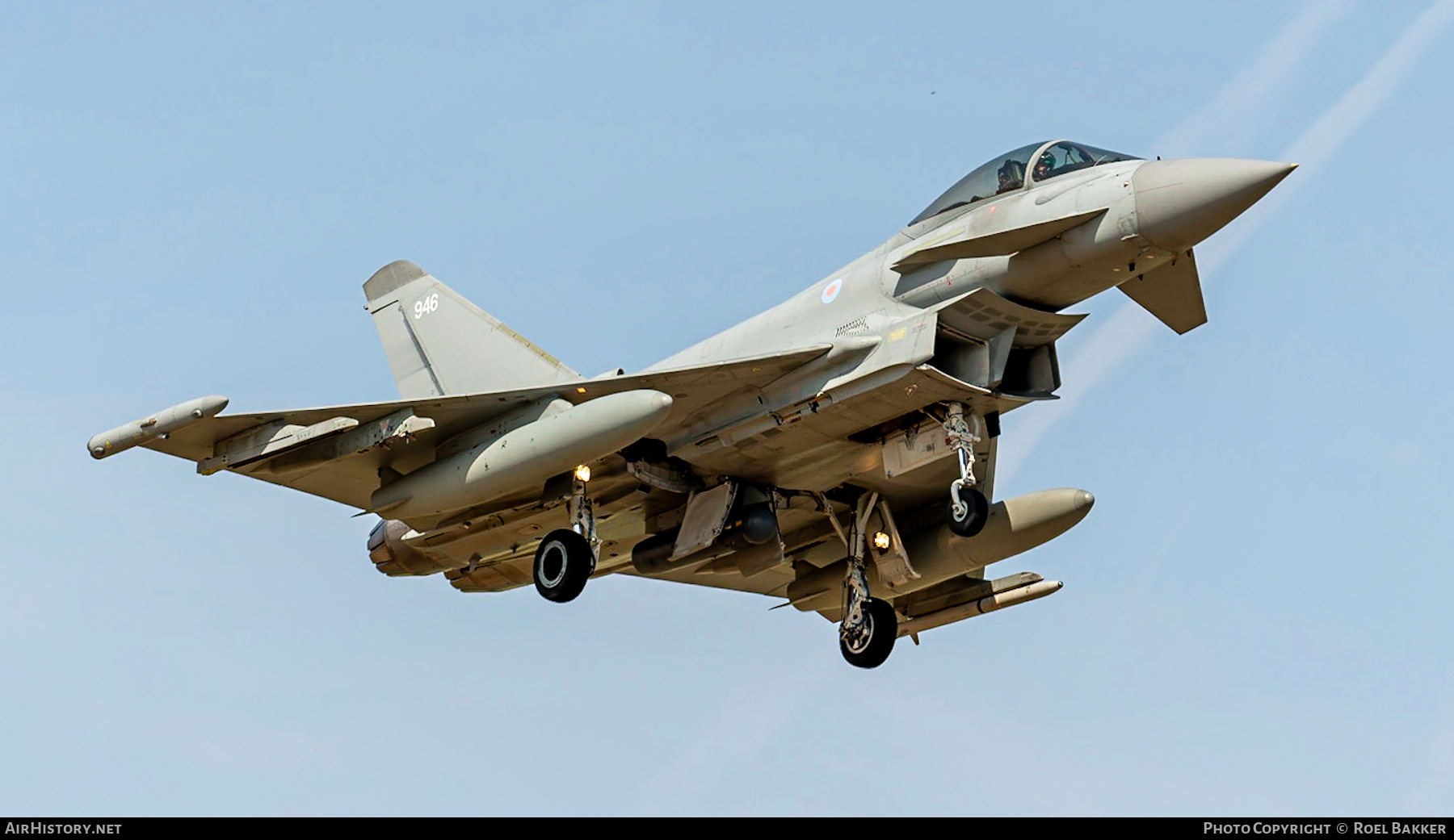 Aircraft Photo of ZJ946 | Eurofighter EF-2000 Typhoon FGR4 | UK - Air Force | AirHistory.net #833029