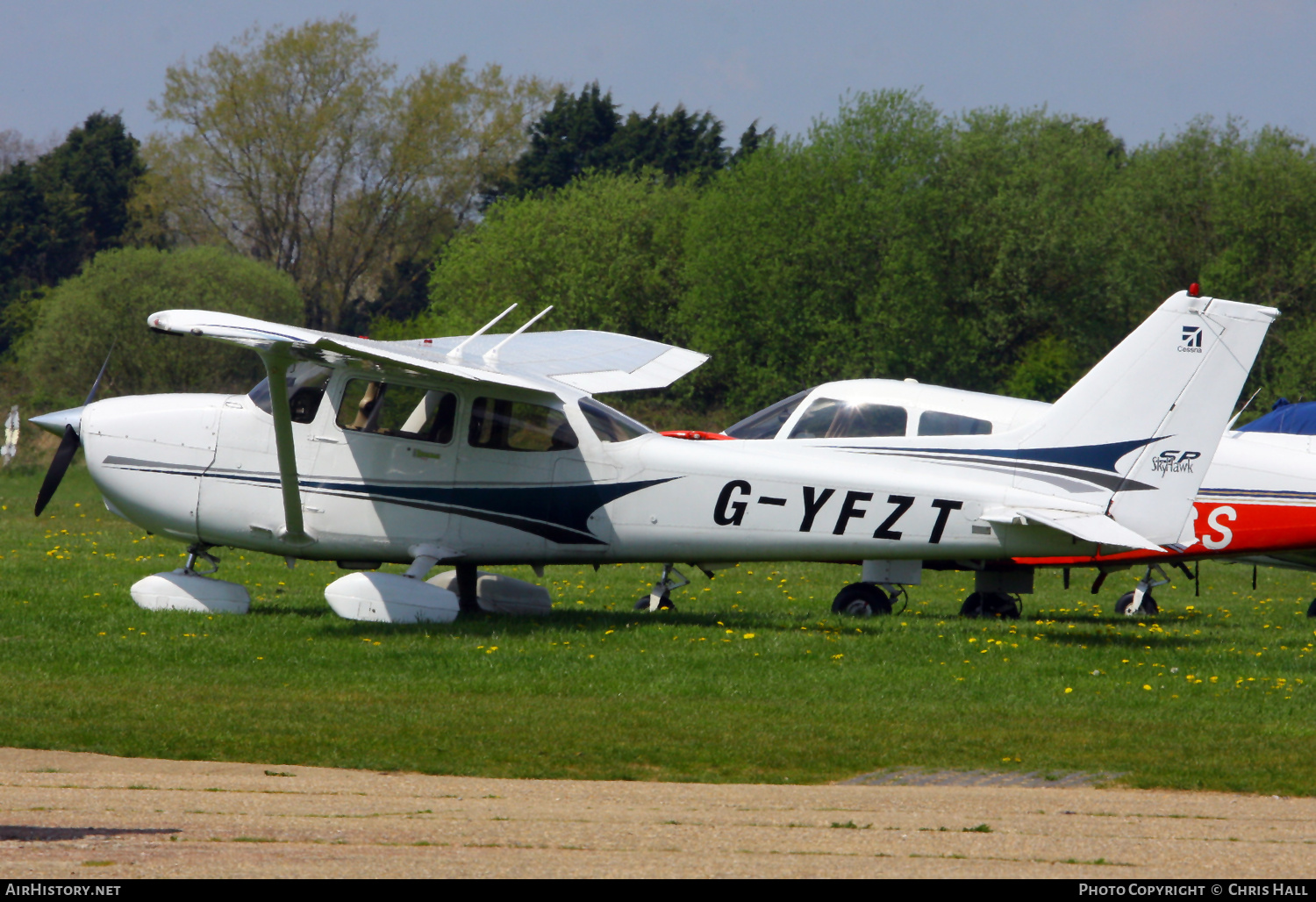 Aircraft Photo of G-YFZT | Cessna 172S Skyhawk SP | AirHistory.net #833107