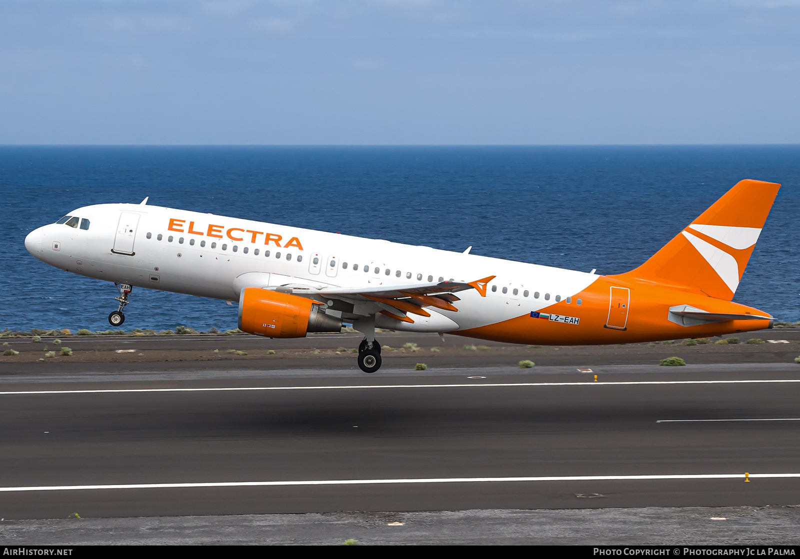 Aircraft Photo of LZ-EAH | Airbus A320-214 | Electra Airways | AirHistory.net #833152