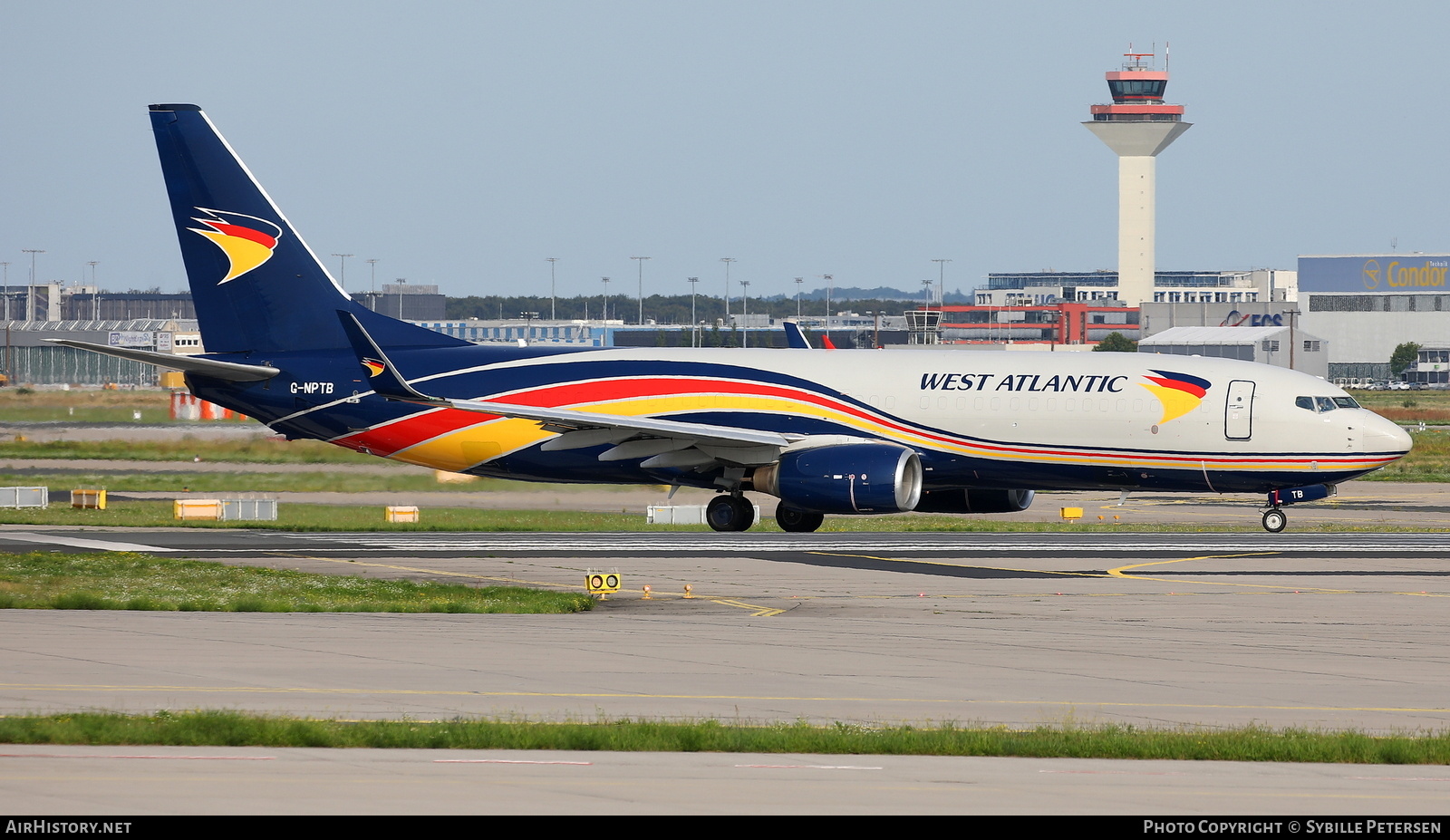 Aircraft Photo of G-NPTB | Boeing 737-83N(BCF) | West Atlantic Cargo Airlines | AirHistory.net #833155
