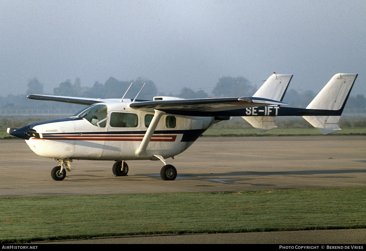 Aircraft Photo of SE-IFT | Reims F337H Skymaster | AirHistory.net #833158