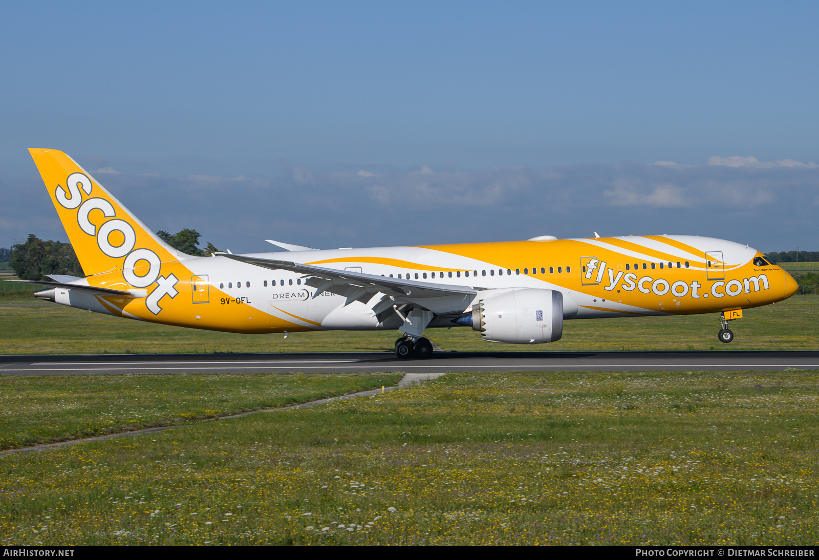 Aircraft Photo of 9V-OFL | Boeing 787-8 Dreamliner | Scoot | AirHistory.net #833212