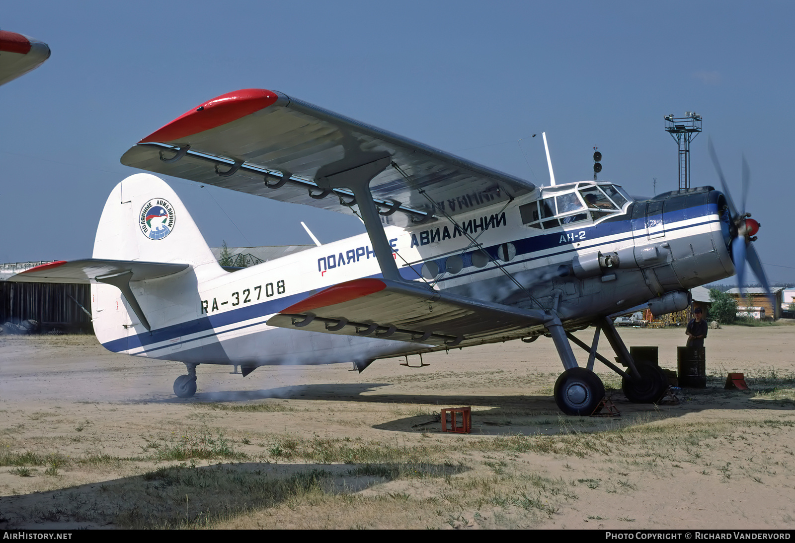 Aircraft Photo of RA-32708 | Antonov An-2R | Polyarnaya Avialinii | AirHistory.net #833330