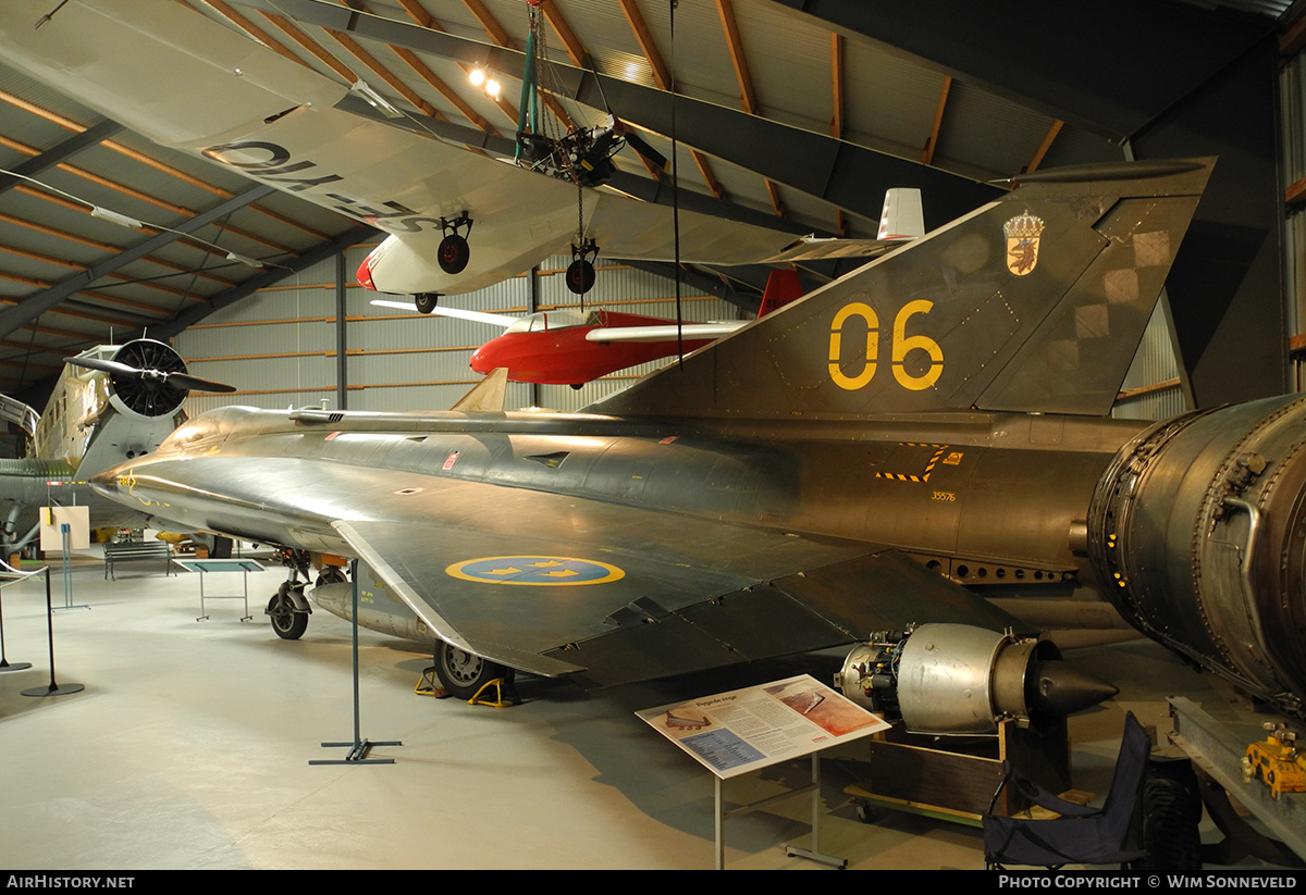 Aircraft Photo of 35576 | Saab J35J Draken | Sweden - Air Force | AirHistory.net #833386