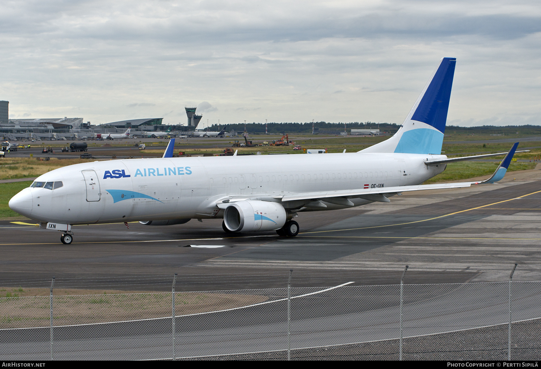 Aircraft Photo of OE-IXN | Boeing 737-8EH(BCF) | ASL Airlines | AirHistory.net #833524