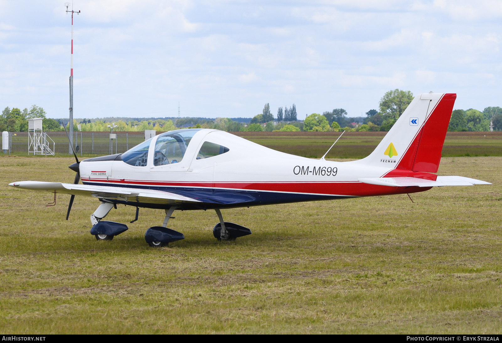 Aircraft Photo of OM-M699 | Tecnam P-2002 Sierra | AirHistory.net #833531