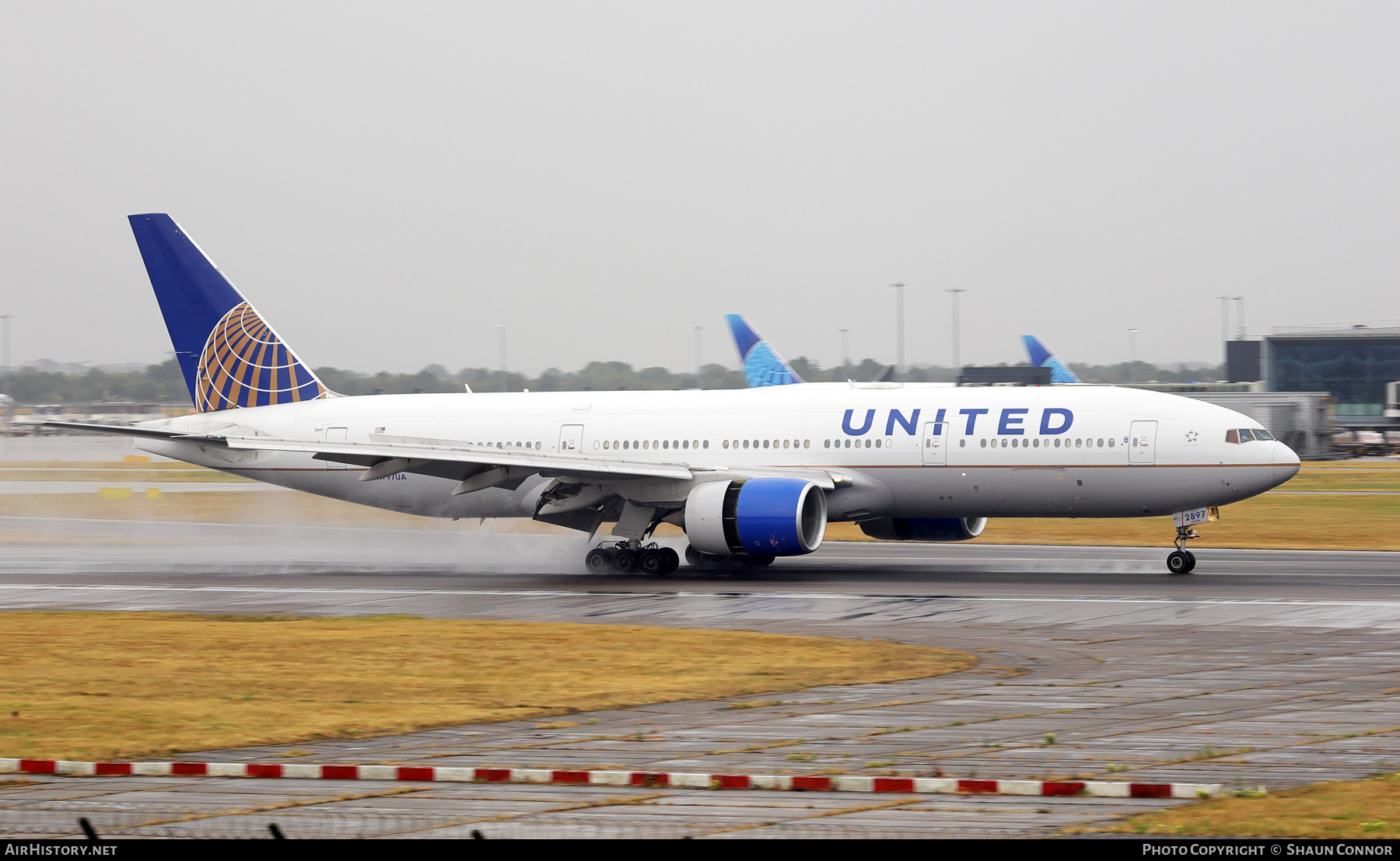Aircraft Photo of N797UA | Boeing 777-222/ER | United Airlines | AirHistory.net #833550