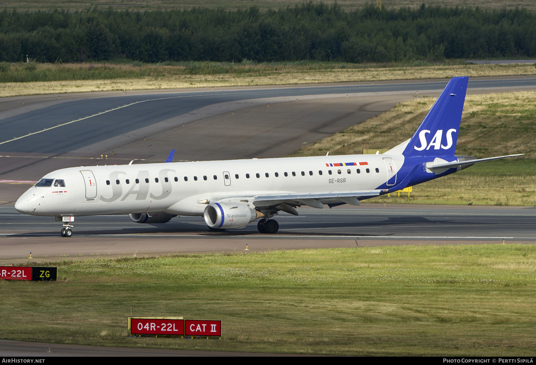 Aircraft Photo of SE-RSR | Embraer 195LR (ERJ-190-200LR) | Scandinavian Airlines - SAS | AirHistory.net #833577