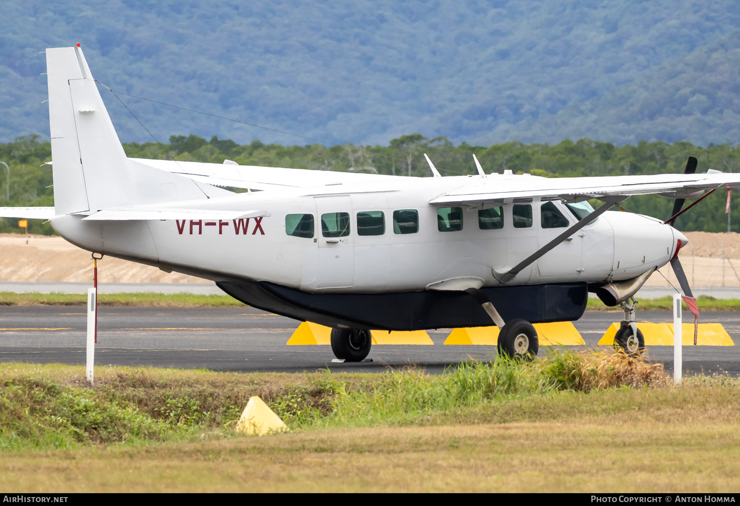 Aircraft Photo of VH-FWX | Cessna 208B Grand Caravan | Skytrans Airlines | AirHistory.net #833604
