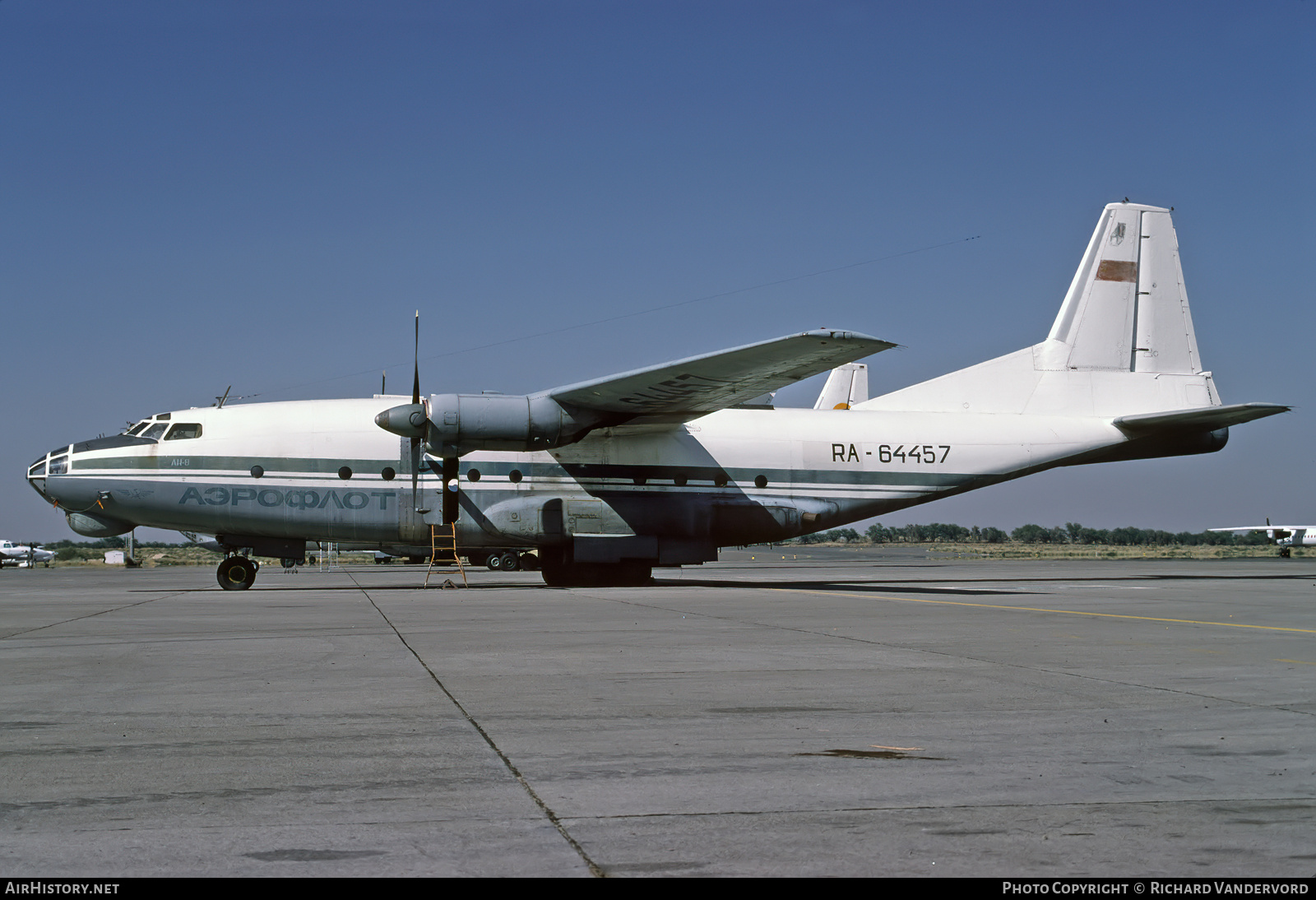Aircraft Photo of RA-64457 | Antonov An-8 | Aeroflot | AirHistory.net #833606
