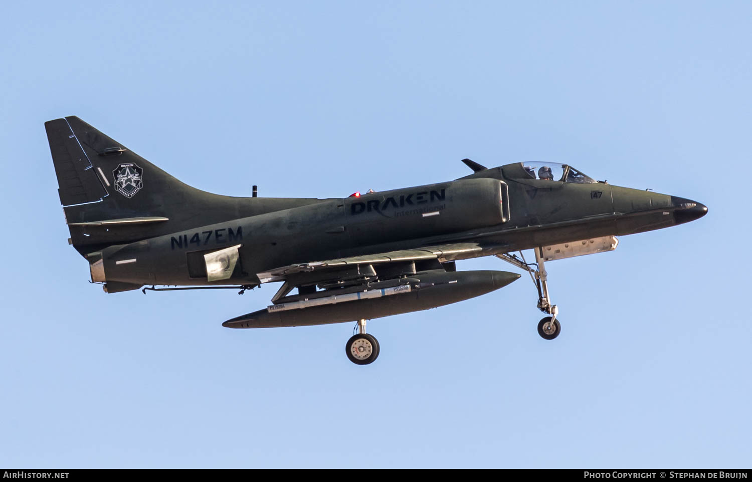 Aircraft Photo of N147EM | Douglas A-4K Skyhawk | Draken International | AirHistory.net #833613