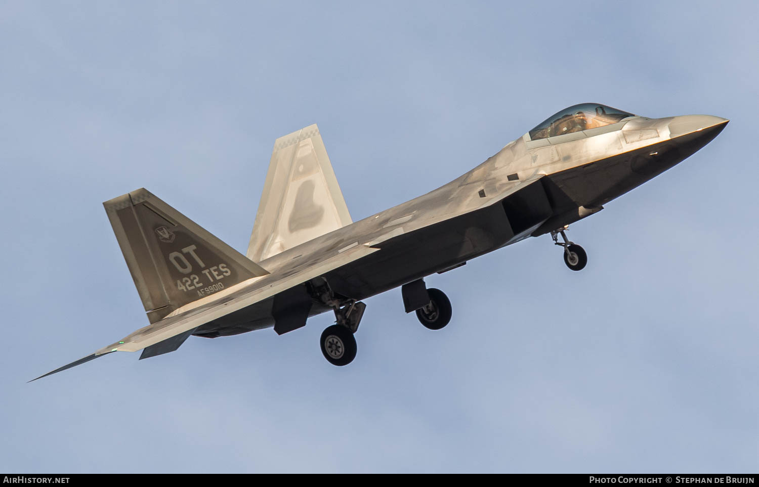 Aircraft Photo of 99-4010 / AF99010 | Lockheed Martin F-22A Raptor | USA - Air Force | AirHistory.net #833617
