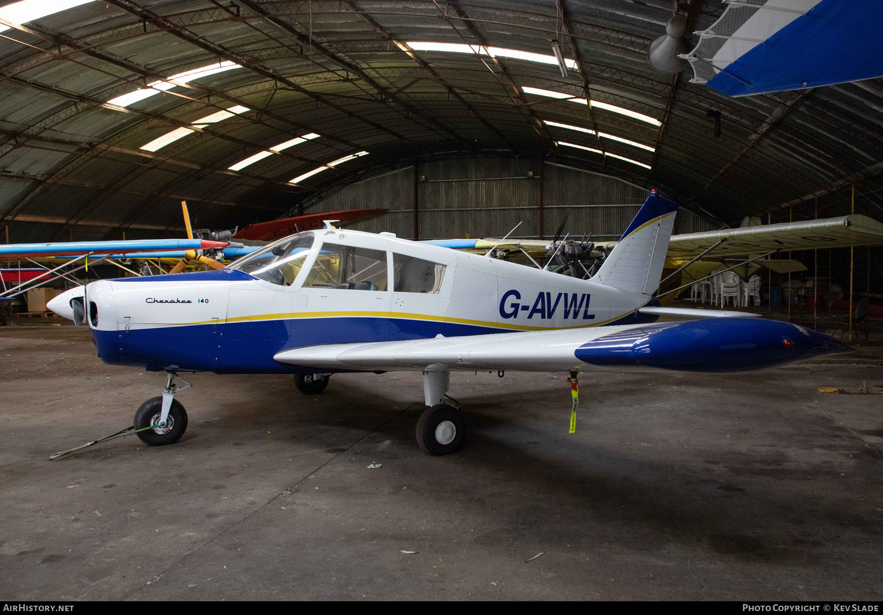 Aircraft Photo of G-AVWL | Piper PA-28-140 Cherokee | AirHistory.net #833893