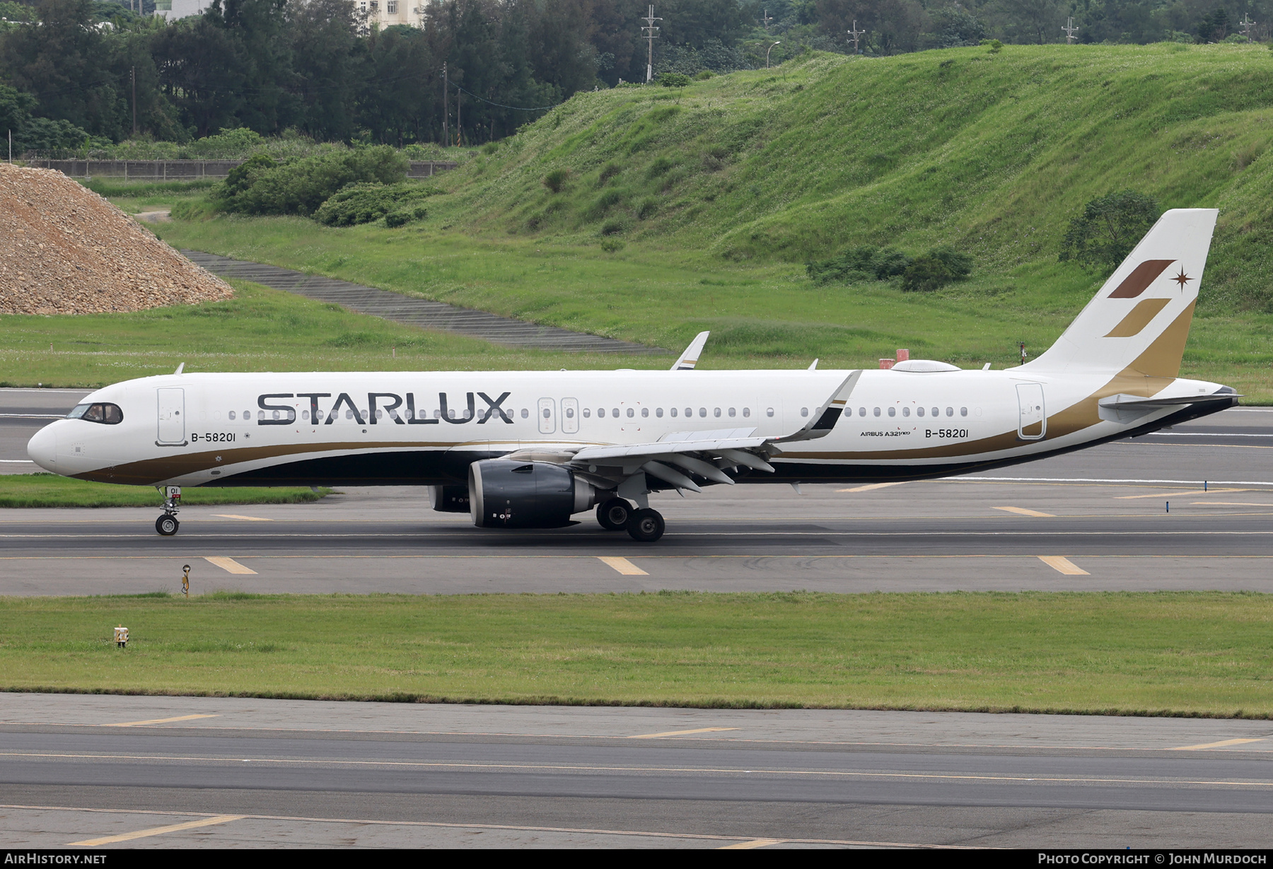 Aircraft Photo of B-58201 | Airbus A321-252NX | Starlux Airlines | AirHistory.net #833894