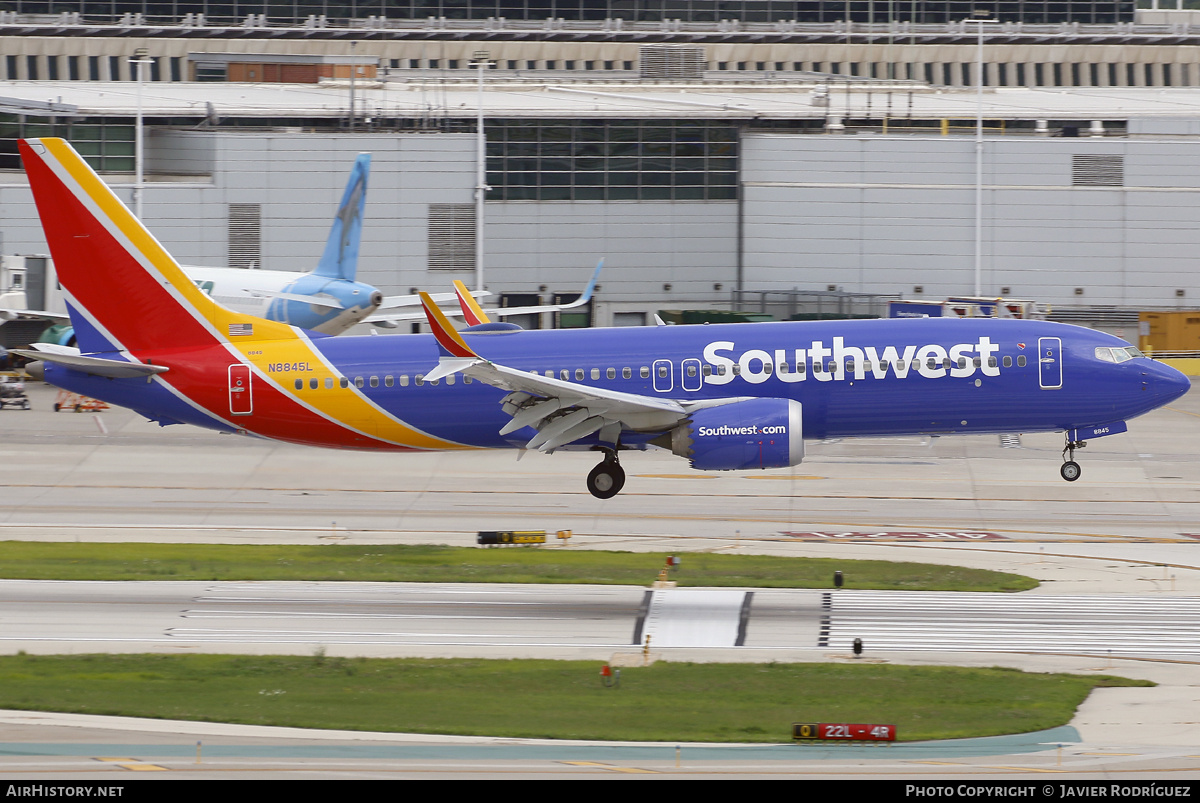 Aircraft Photo of N8845L | Boeing 737-8 Max 8 | Southwest Airlines | AirHistory.net #833932