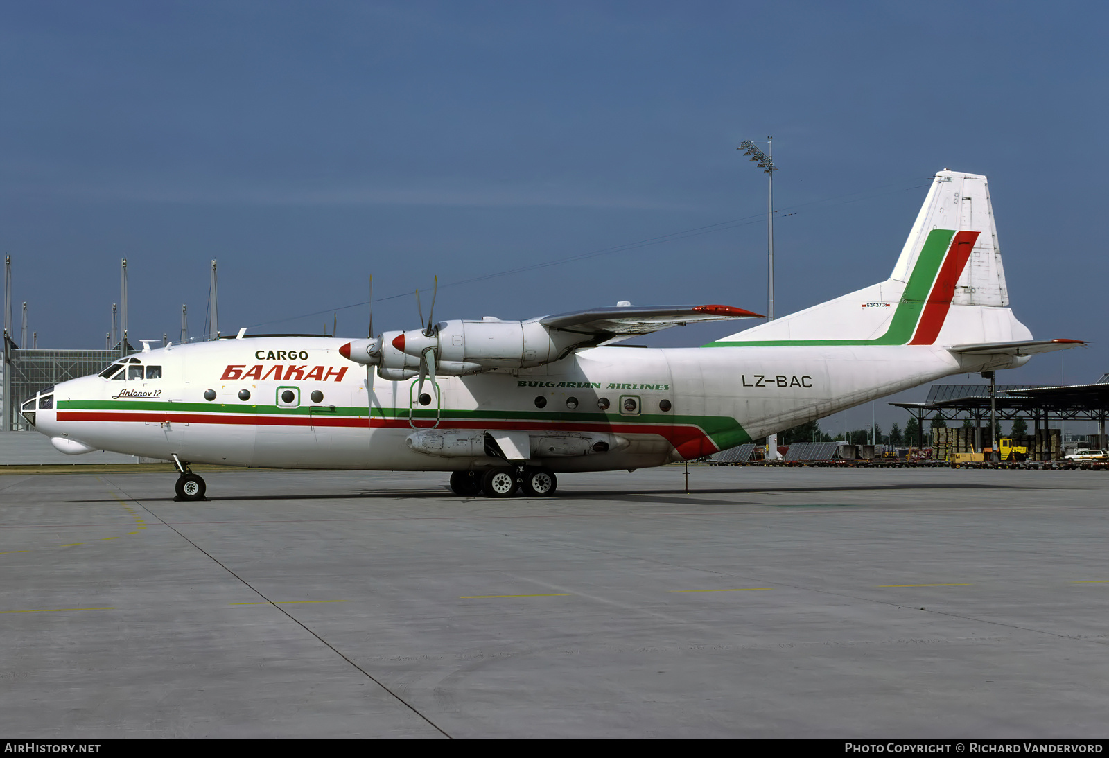 Aircraft Photo of LZ-BAC | Antonov An-12B | Balkan - Bulgarian Airlines Cargo | AirHistory.net #834092