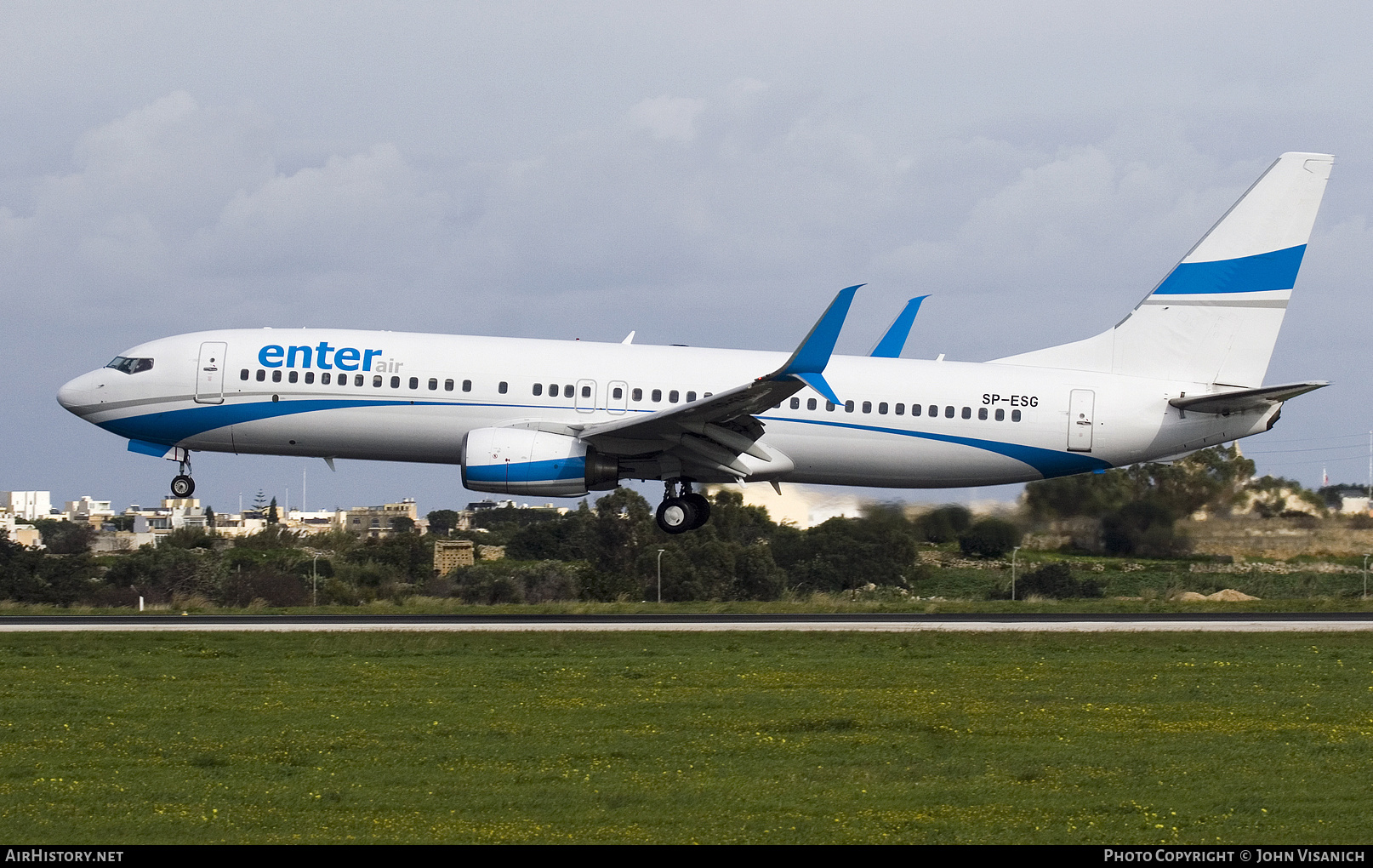 Aircraft Photo of SP-ESG | Boeing 737-8Q8 | Enter Air | AirHistory.net #834127