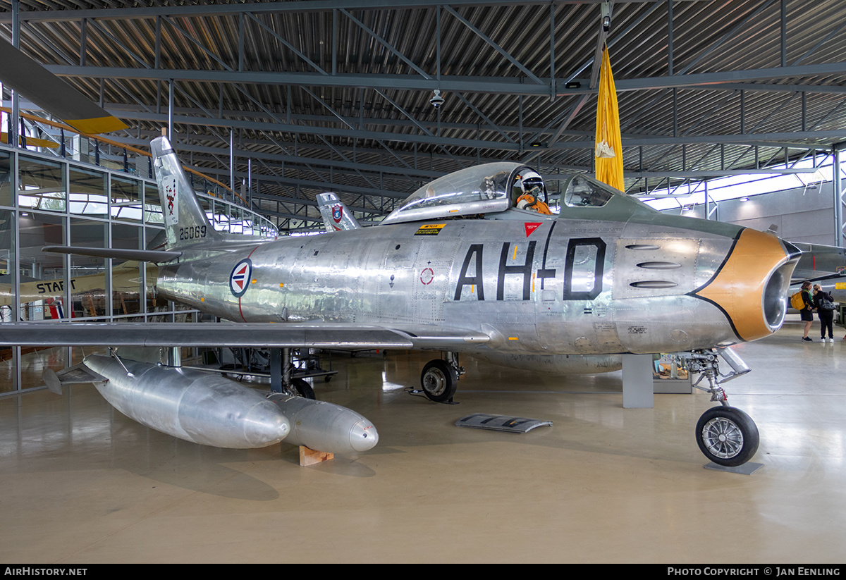 Aircraft Photo of 25069 / 52-5069 | North American F-86F Sabre | Norway - Air Force | AirHistory.net #834169