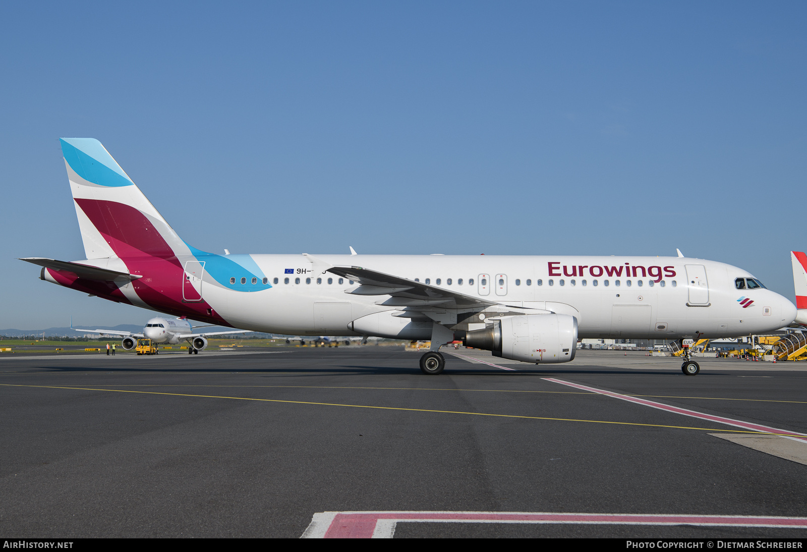 Aircraft Photo of 9H-EUU | Airbus A320-214 | Eurowings | AirHistory.net #834194