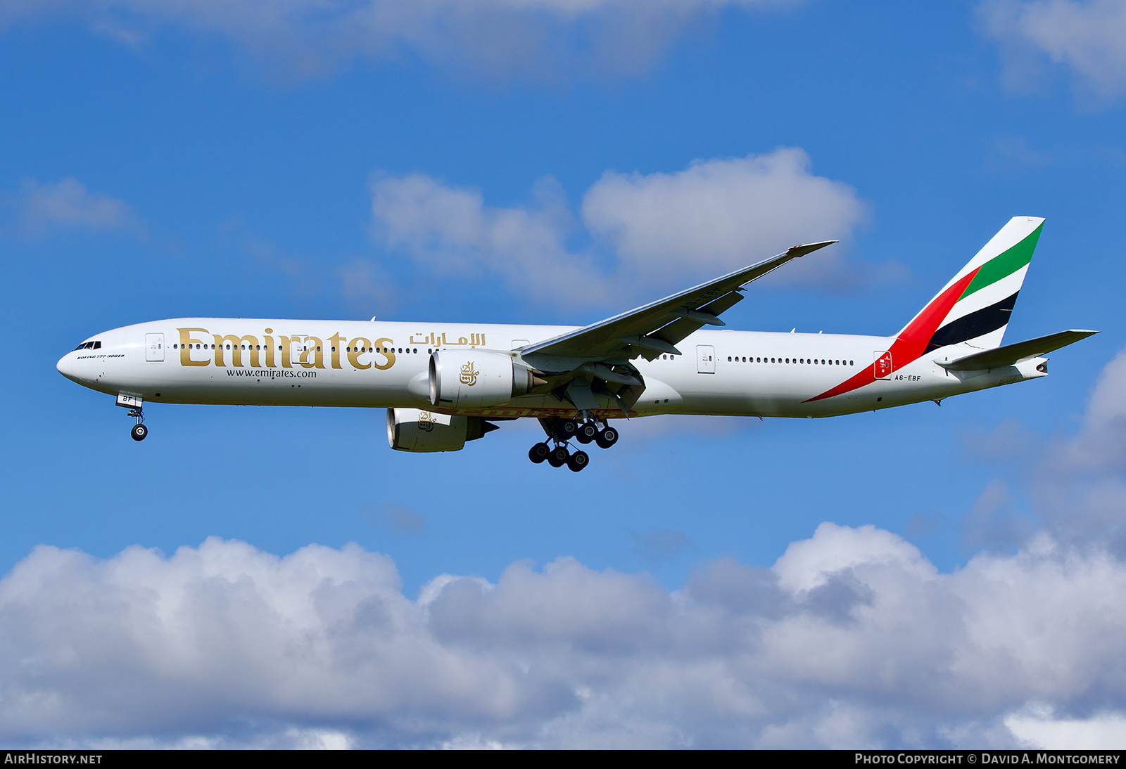 Aircraft Photo of A6-EBF | Boeing 777-31H/ER | Emirates | AirHistory.net #834216