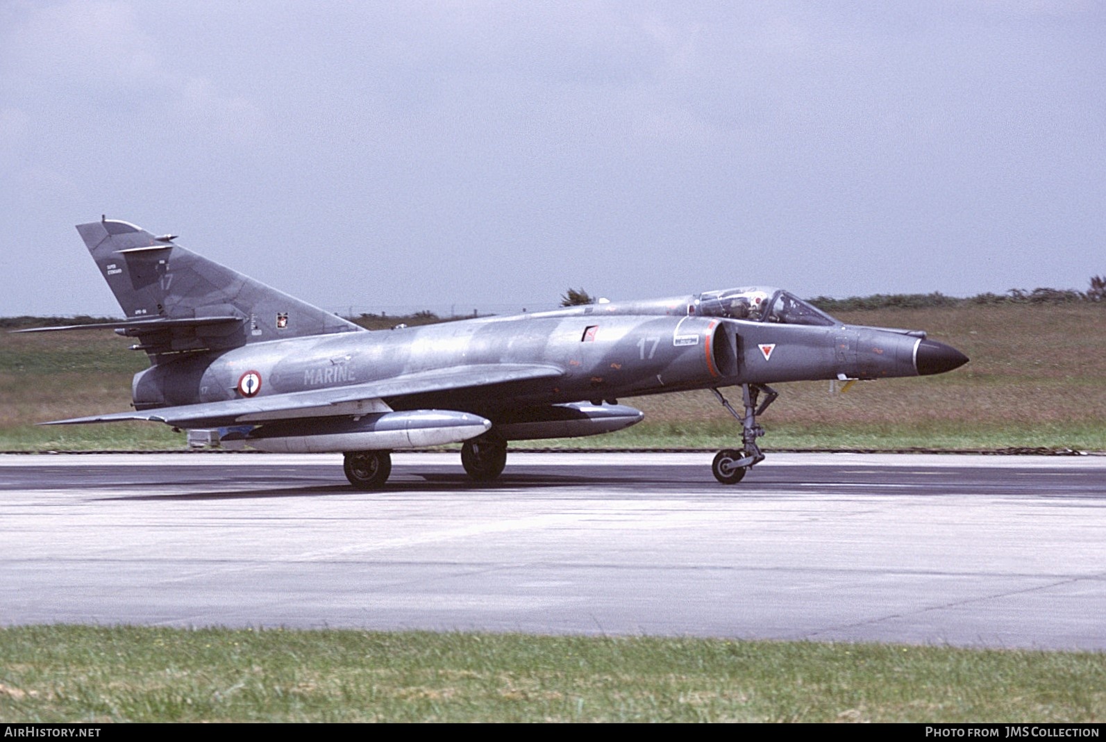 Aircraft Photo of 17 | Dassault Super Etendard | France - Navy | AirHistory.net #834268