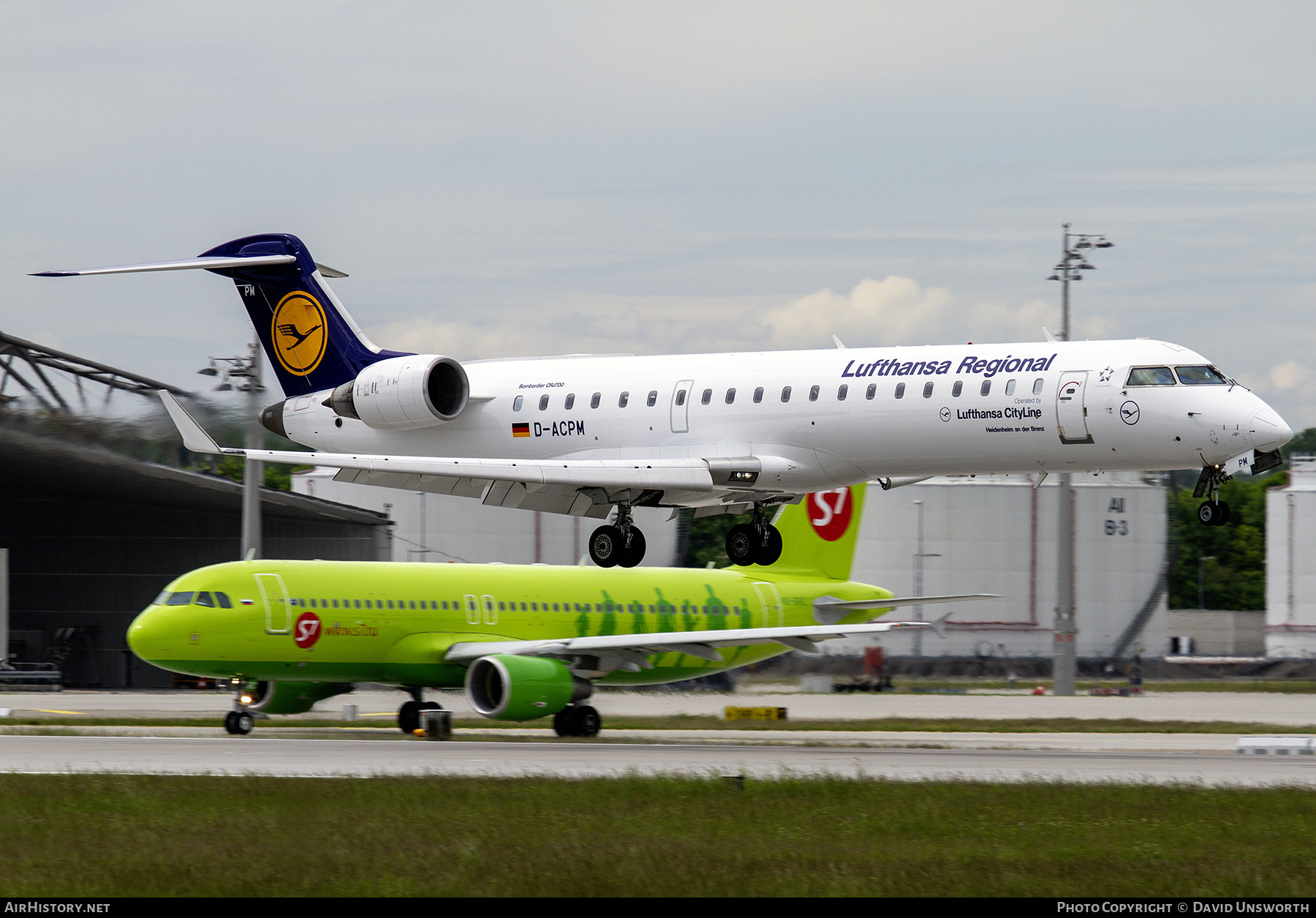 Aircraft Photo of D-ACPM | Bombardier CRJ-701ER (CL-600-2C10) | Lufthansa Regional | AirHistory.net #834269