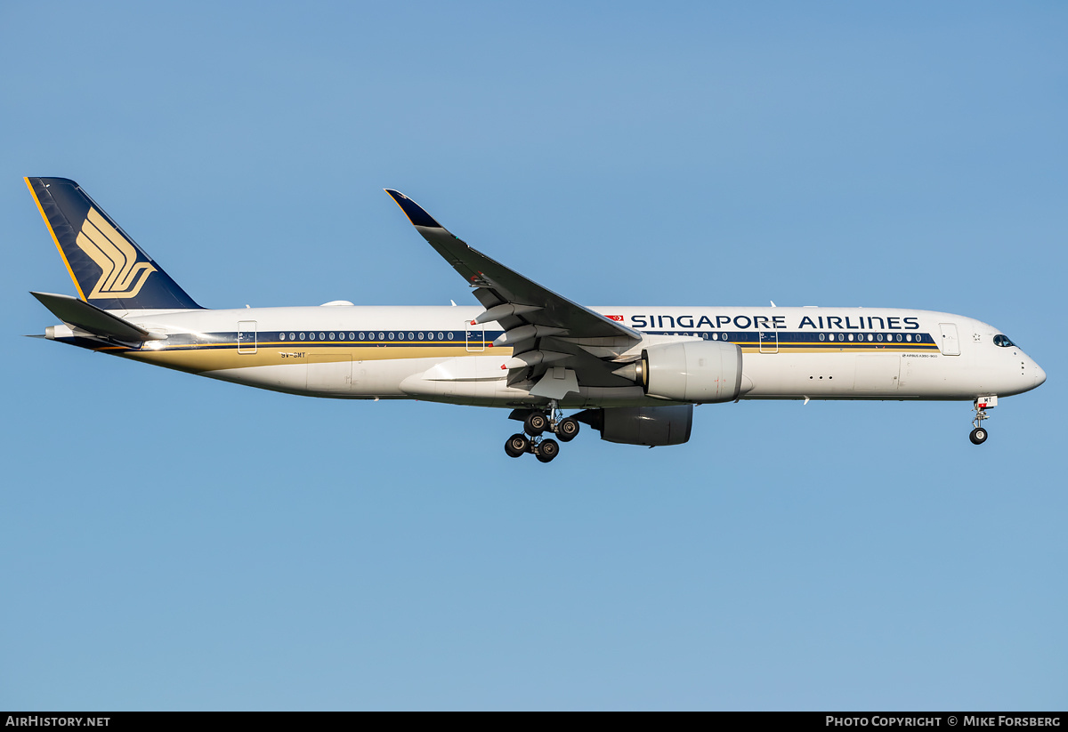 Aircraft Photo of 9V-SMT | Airbus A350-941 | Singapore Airlines | AirHistory.net #834397