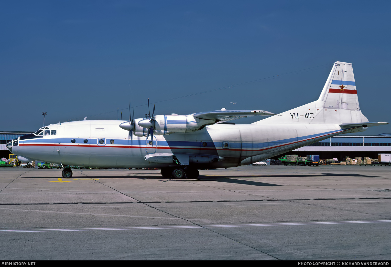 Aircraft Photo of YU-AIC | Antonov An-12BP | Yugoslavia Government | AirHistory.net #834460