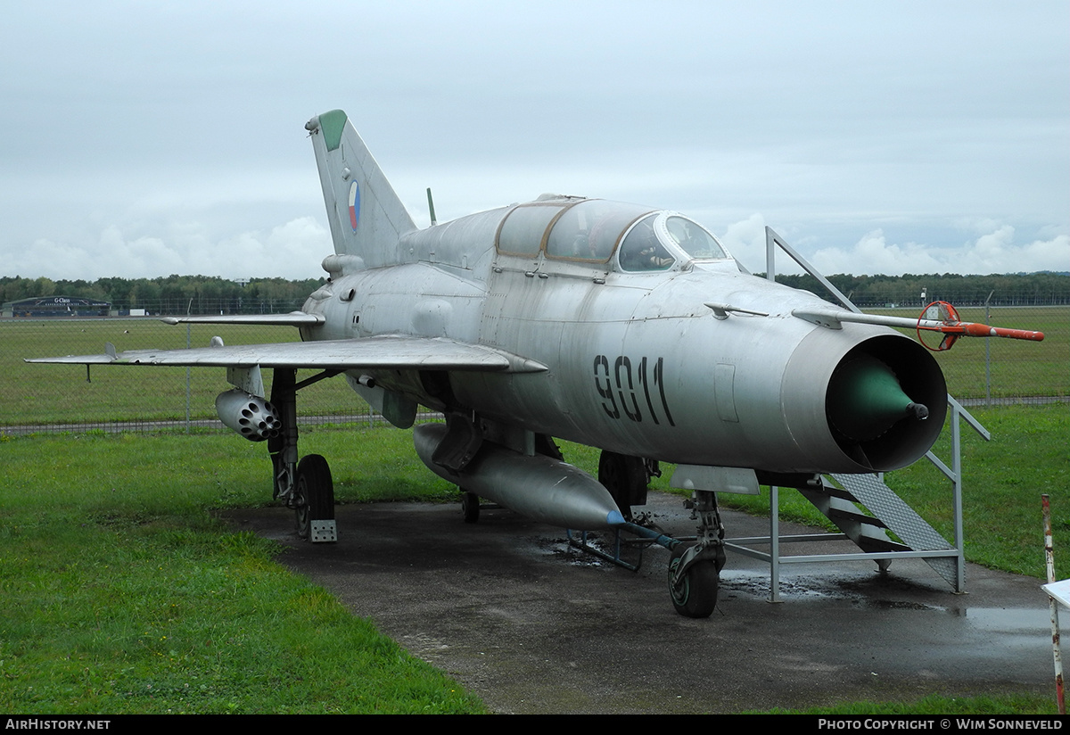 Aircraft Photo of 9011 | Mikoyan-Gurevich MiG-21UM | Czechia - Air Force | AirHistory.net #834506