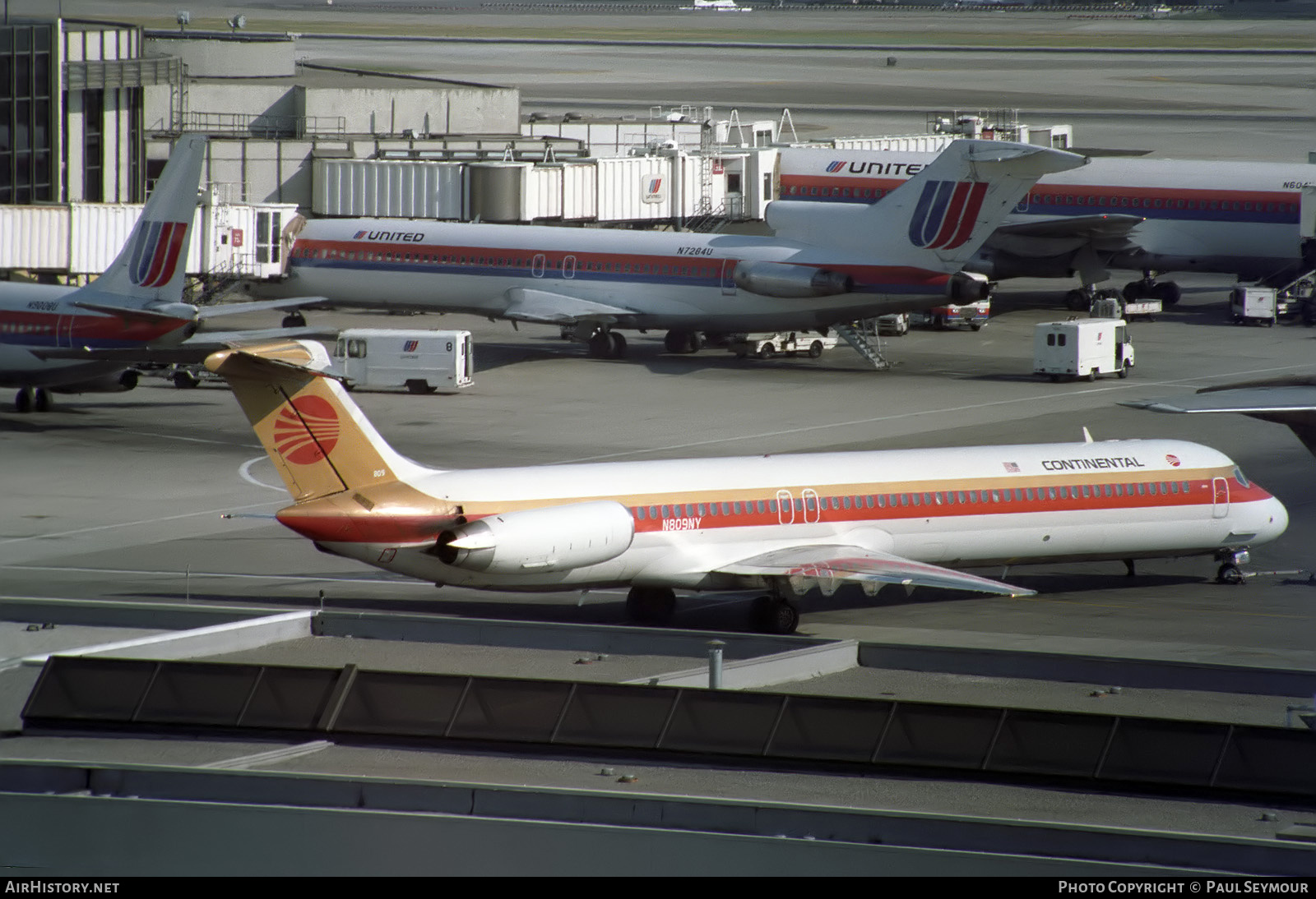 Aircraft Photo of N809NY | McDonnell Douglas MD-82 (DC-9-82) | Continental Airlines | AirHistory.net #834519