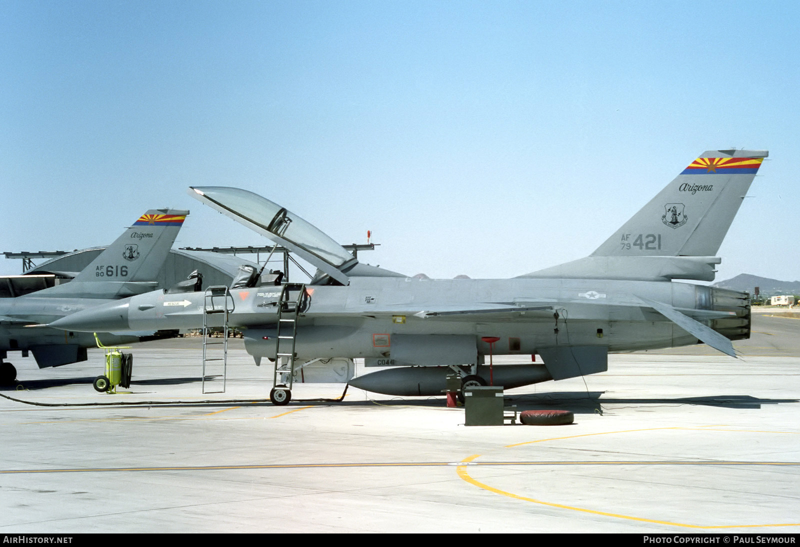 Aircraft Photo of 79-0421 / AF79-421 | General Dynamics F-16B Fighting Falcon | USA - Air Force | AirHistory.net #834584
