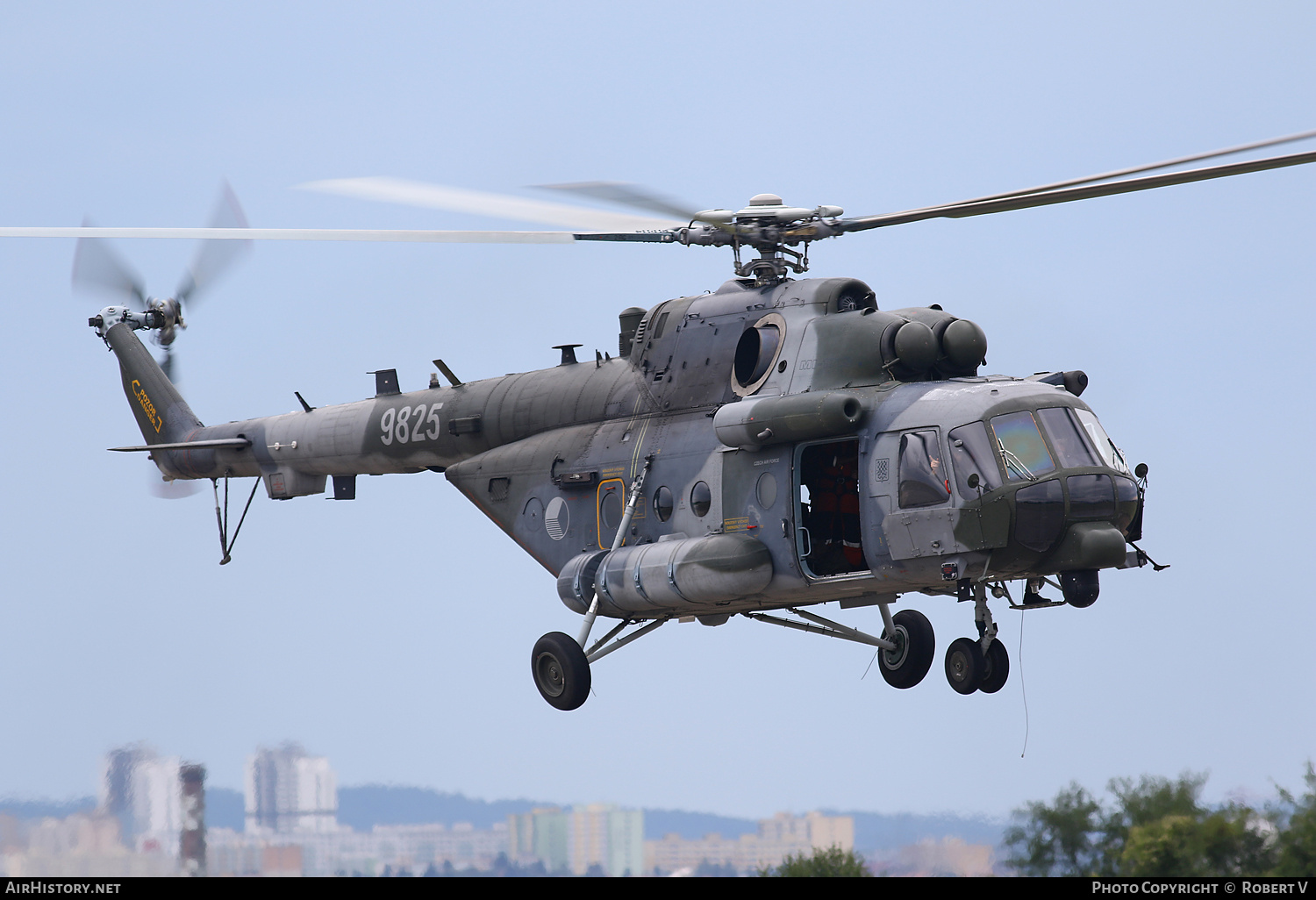 Aircraft Photo of 9825 | Mil Mi-171Sh | Czechia - Air Force | AirHistory.net #834609