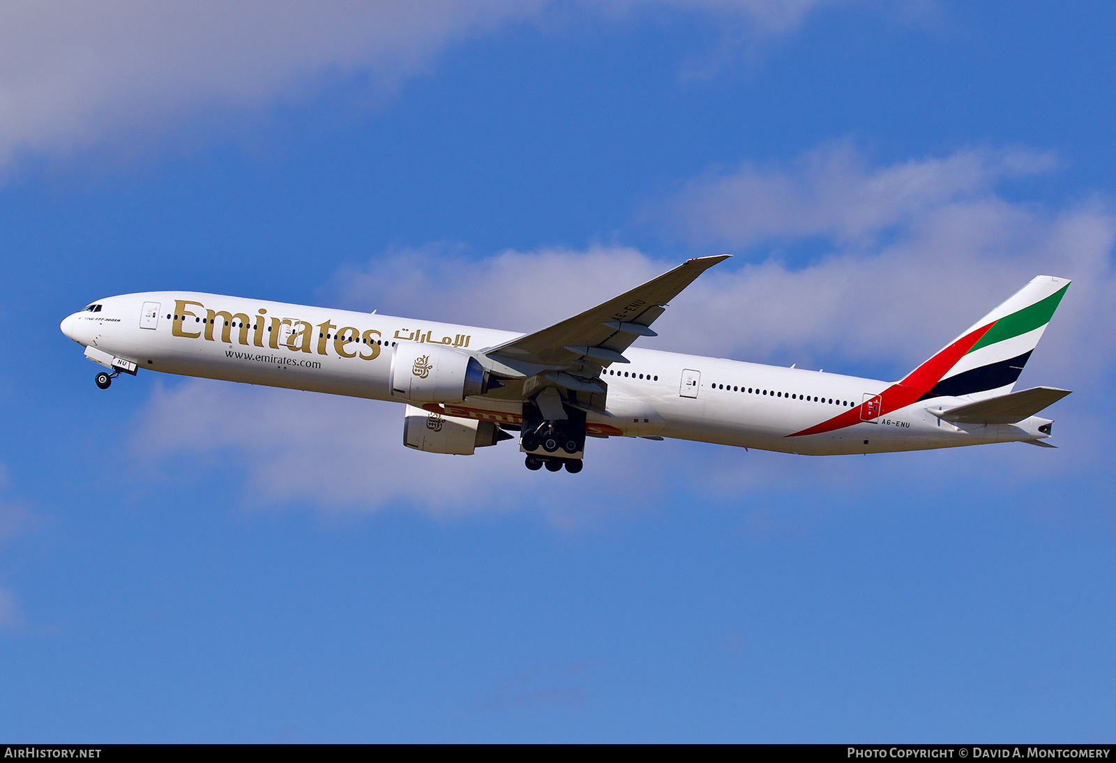 Aircraft Photo of A6-ENU | Boeing 777-31H/ER | Emirates | AirHistory.net #834722