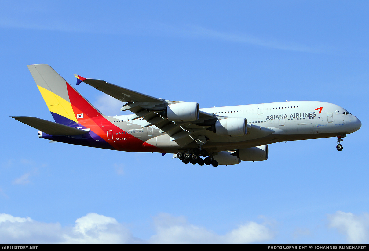 Aircraft Photo of HL7634 | Airbus A380-861 | Asiana Airlines | AirHistory.net #834736