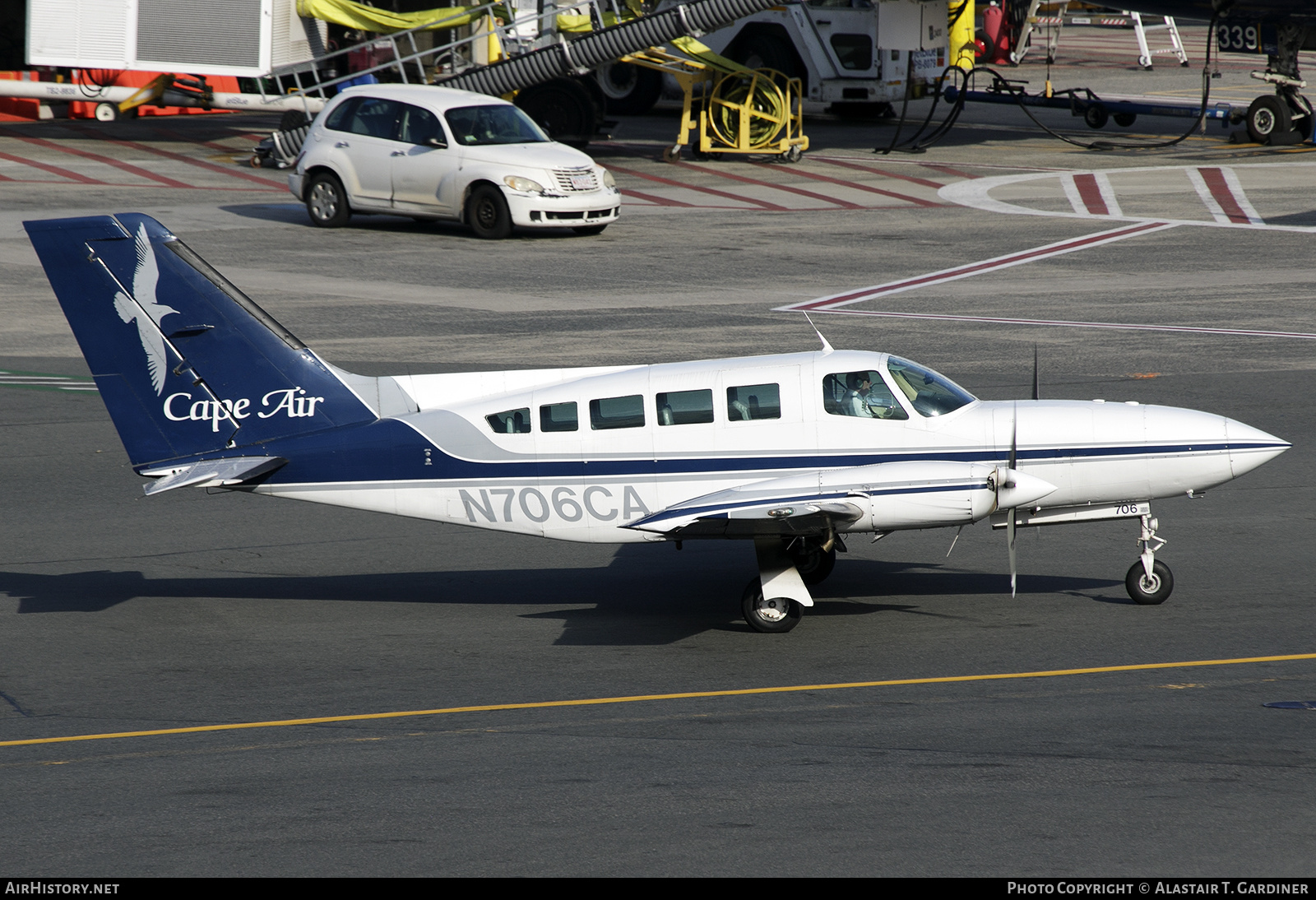 Aircraft Photo of N706CA | Cessna 402C Businessliner | Cape Air | AirHistory.net #834805